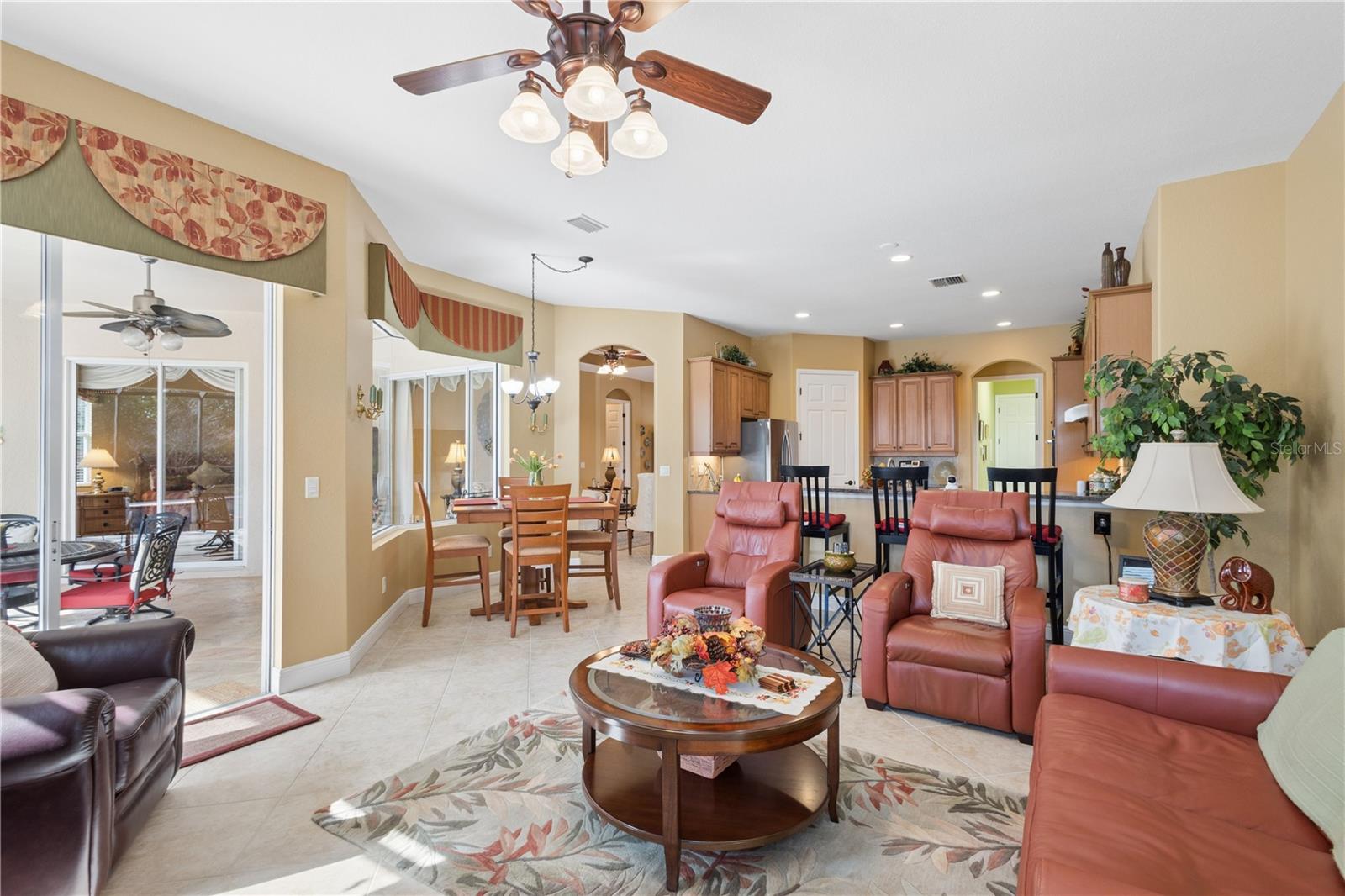 Image 14 of 70 For 1376 Winding Lakes Ct