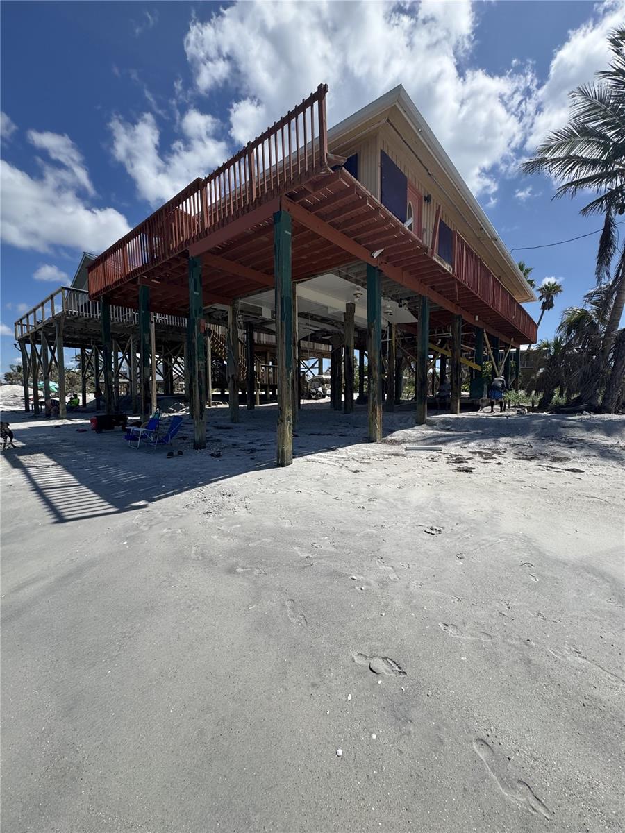 Image 2 of 10 For 8598 Marsh Street