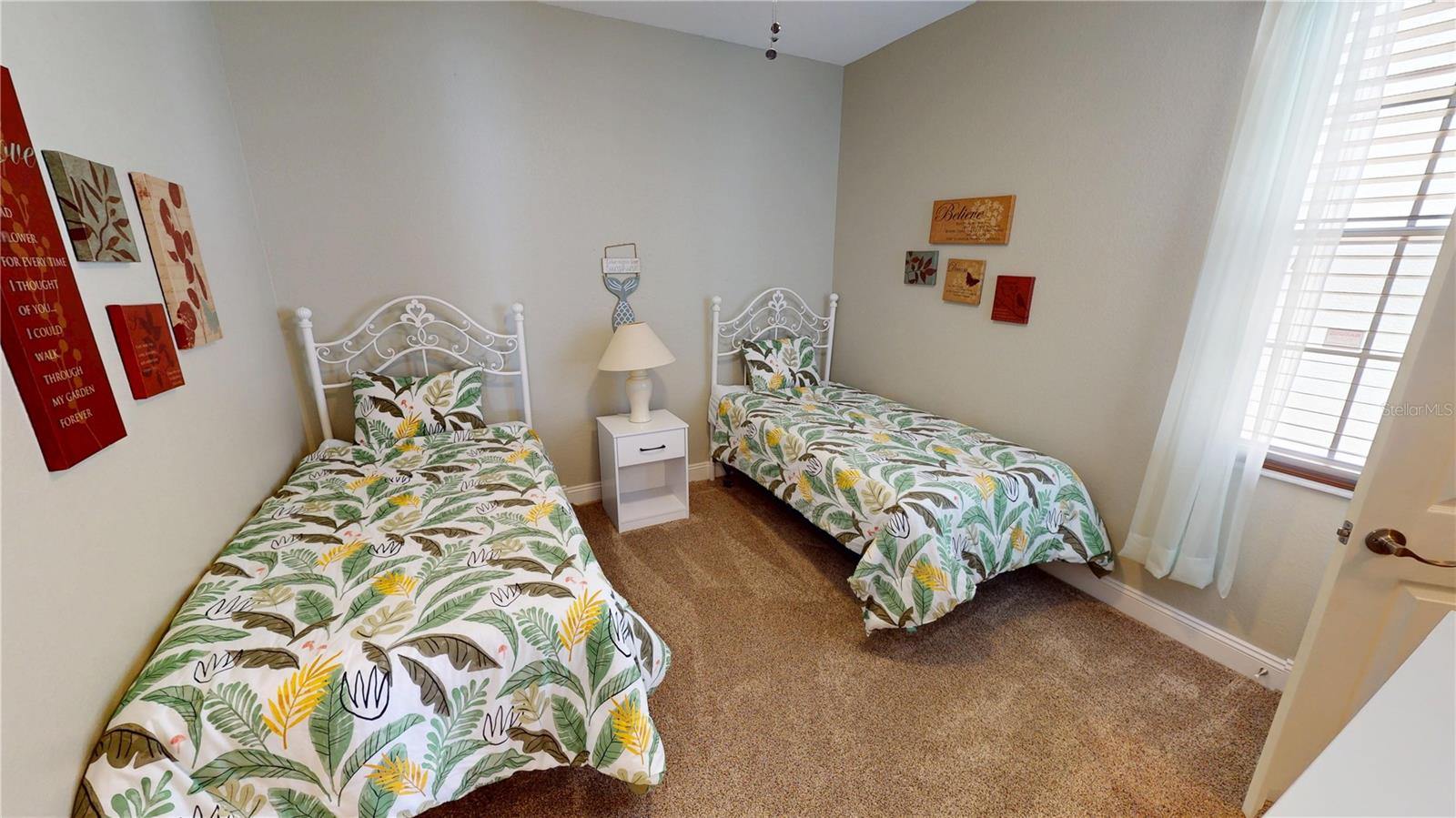 Image 10 of 32 For 2002 Bal Harbor Boulevard 1711