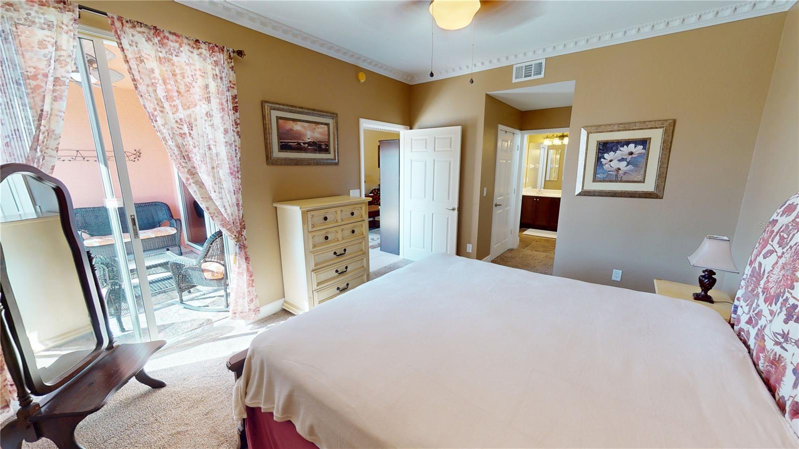 Image 21 of 32 For 2002 Bal Harbor Boulevard 1711