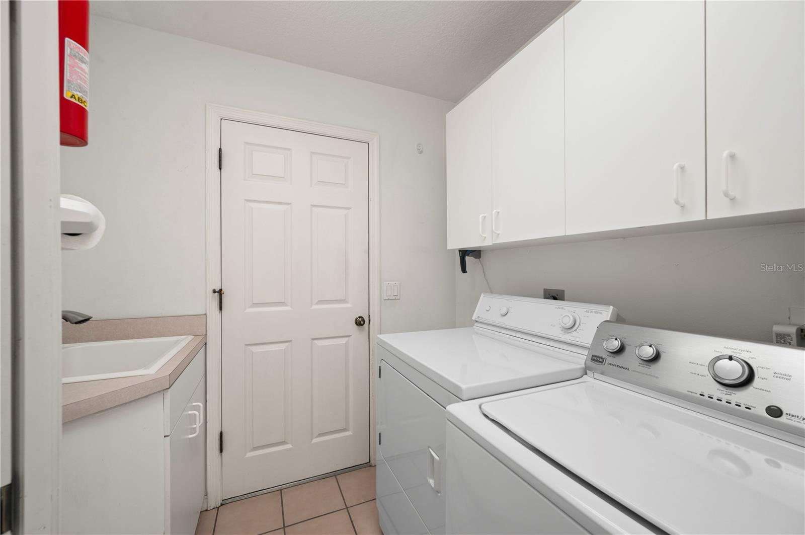 Image 29 of 55 For 1029 Harbor Town Drive