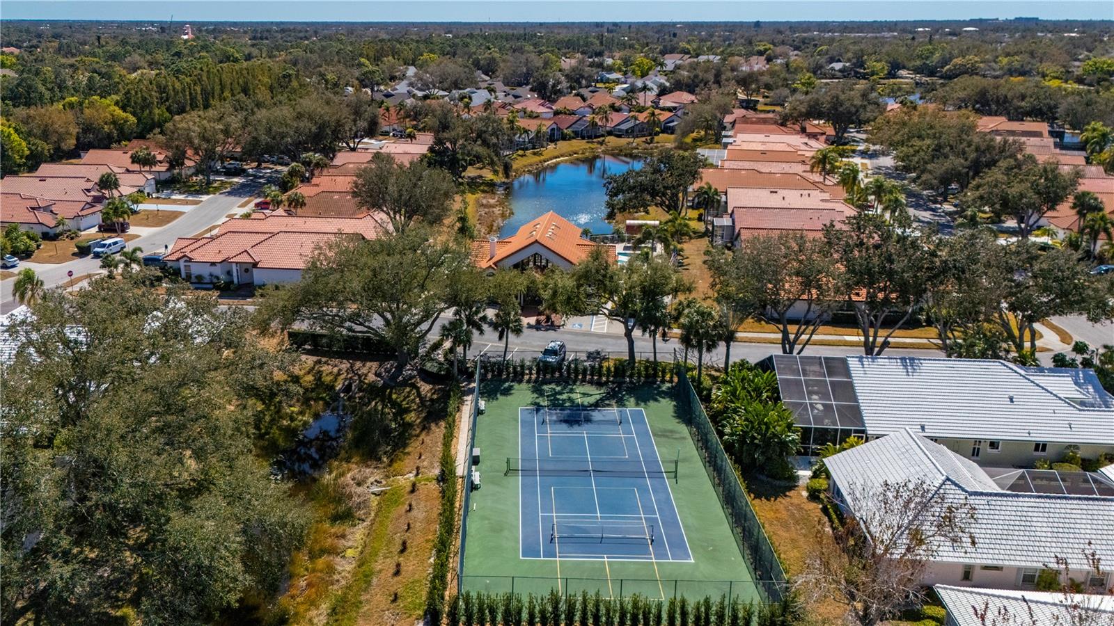 Image 44 of 55 For 1029 Harbor Town Drive