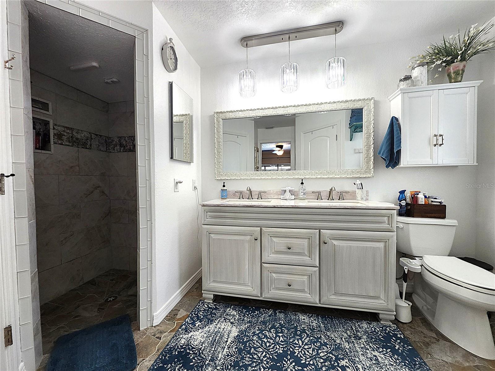 Image 23 of 80 For 319 Kindred Boulevard