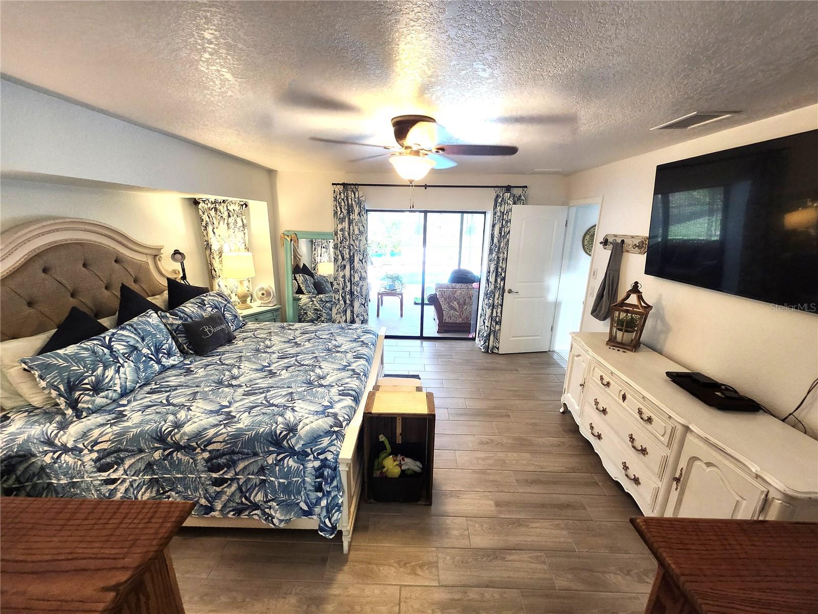 Image 26 of 80 For 319 Kindred Boulevard