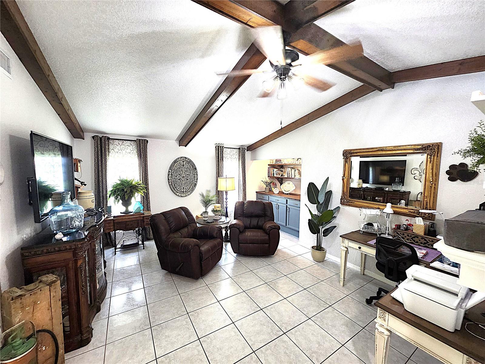 Image 34 of 80 For 319 Kindred Boulevard