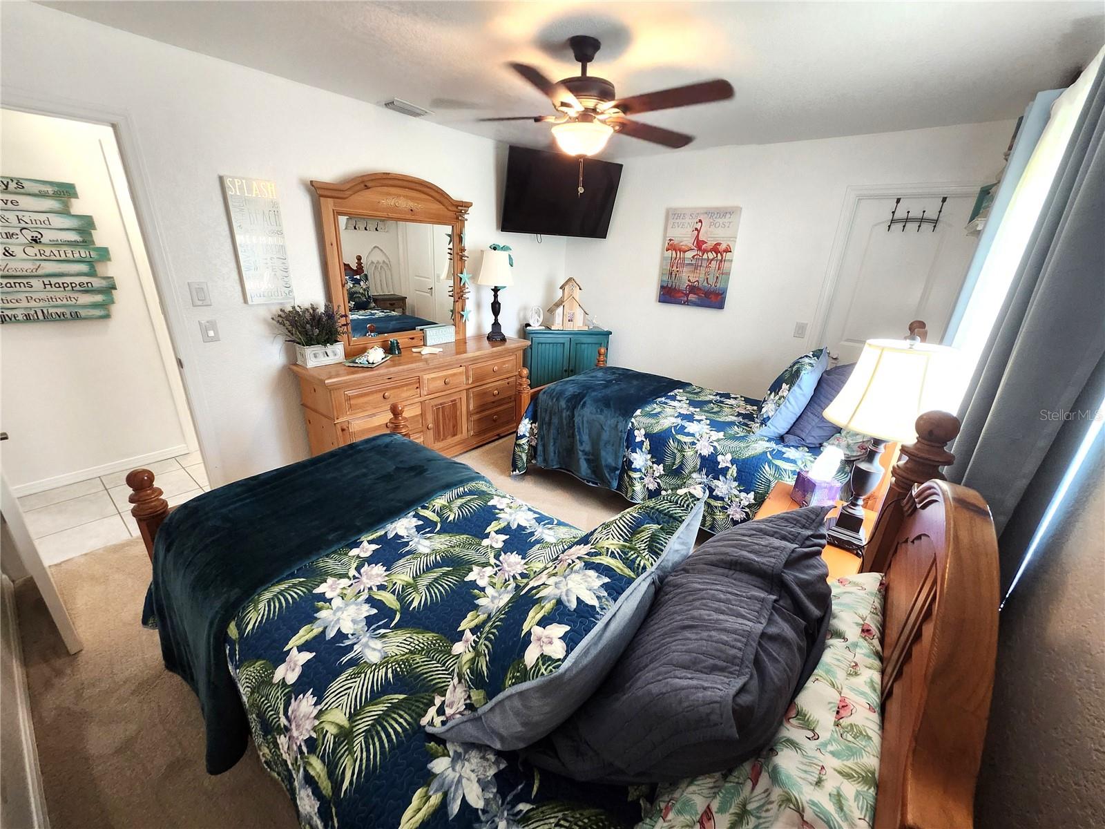 Image 38 of 80 For 319 Kindred Boulevard