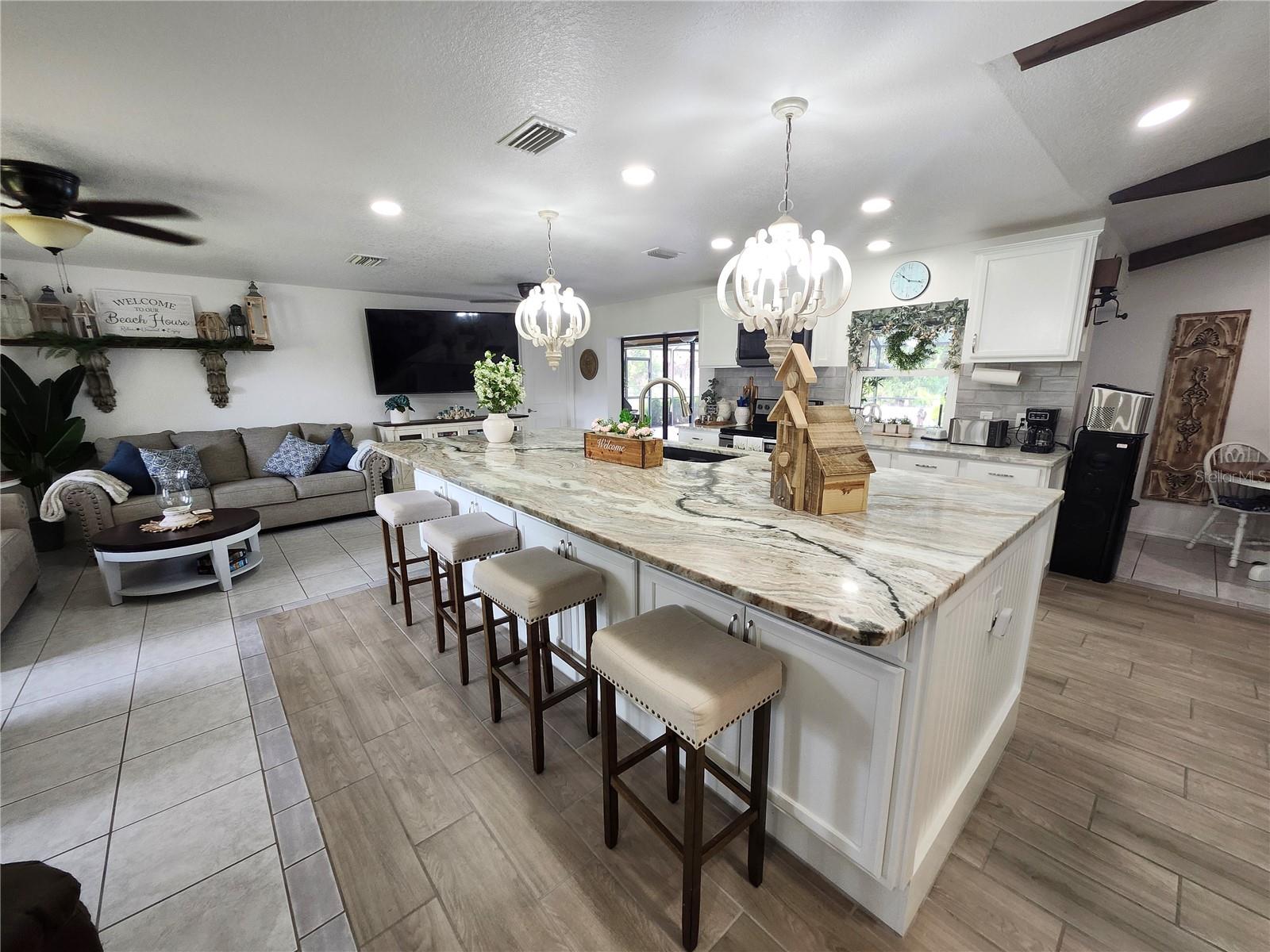 Image 6 of 80 For 319 Kindred Boulevard