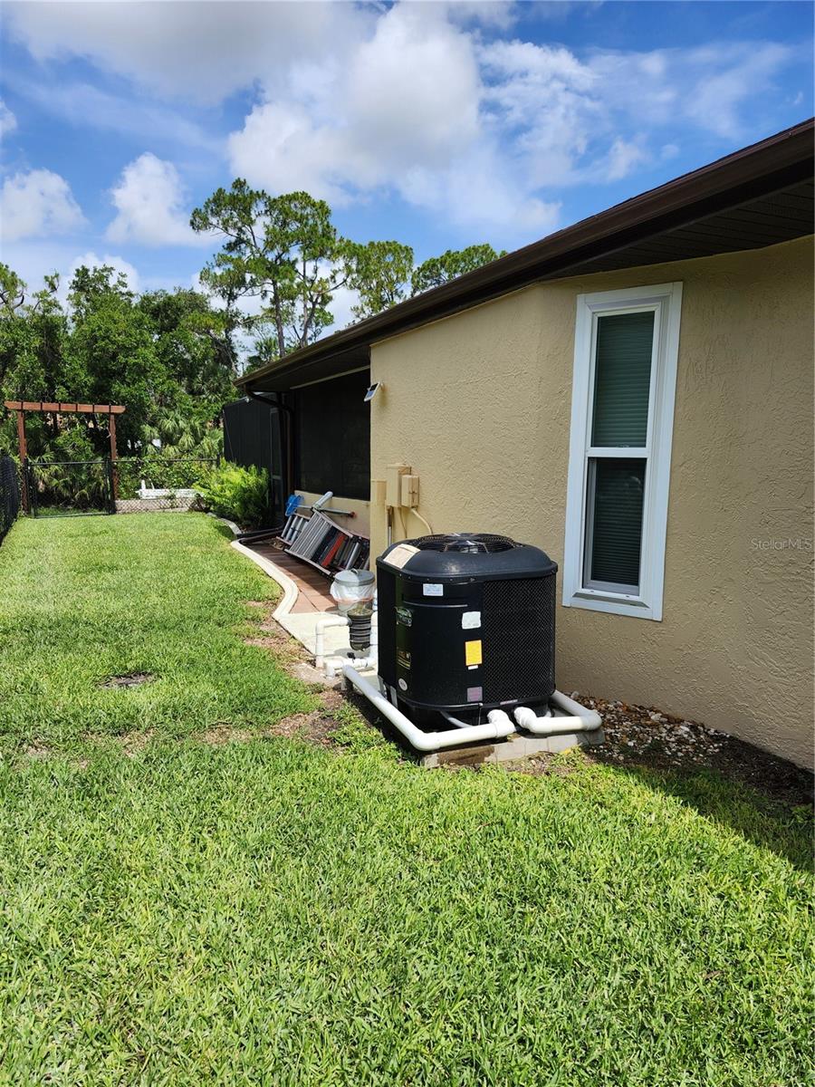 Image 78 of 80 For 319 Kindred Boulevard