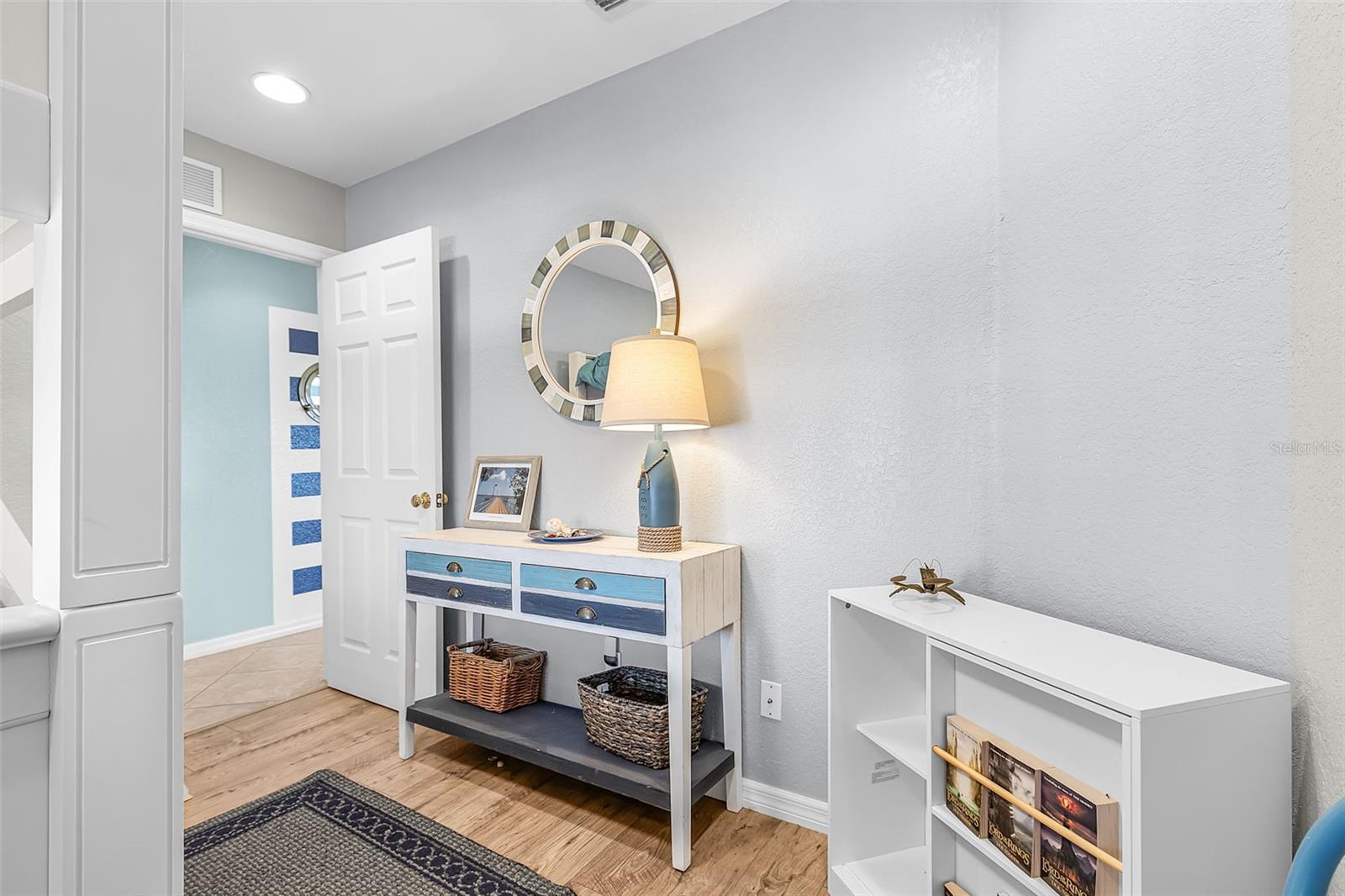 Image 21 of 33 For 16641 Stringfellow Road 506