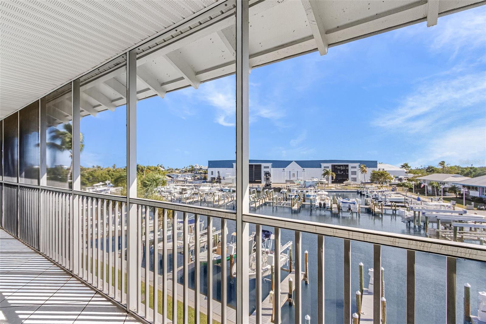 Image 23 of 33 For 16641 Stringfellow Road 506