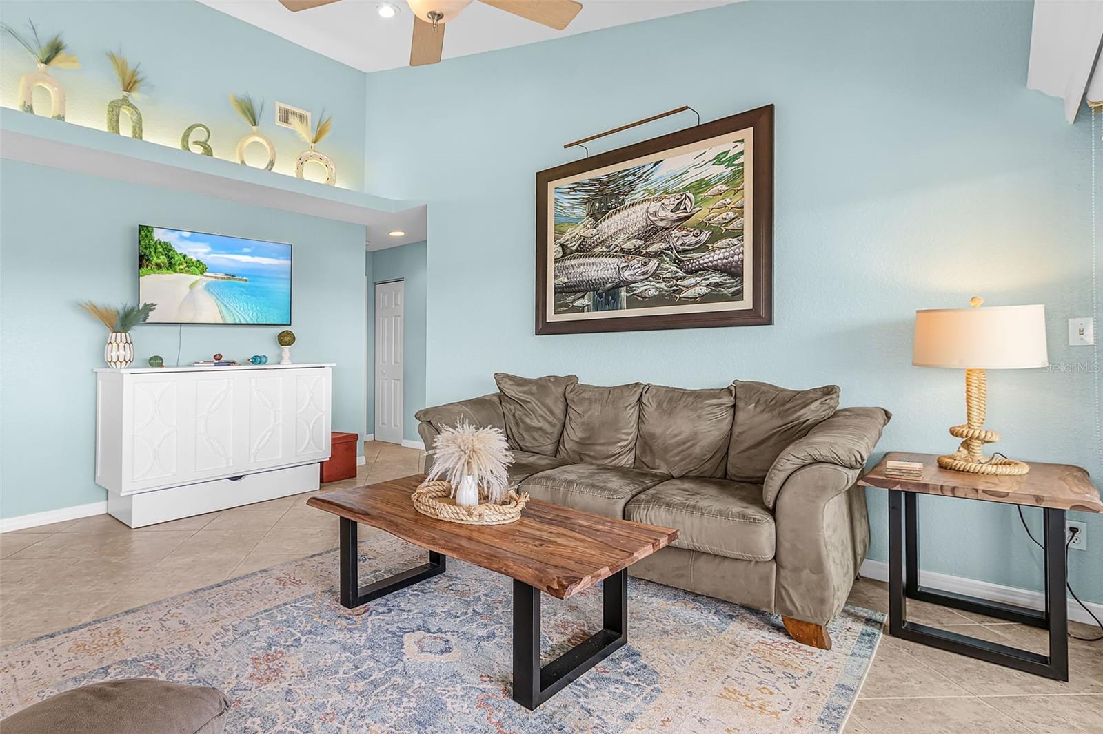 Image 5 of 33 For 16641 Stringfellow Road 506