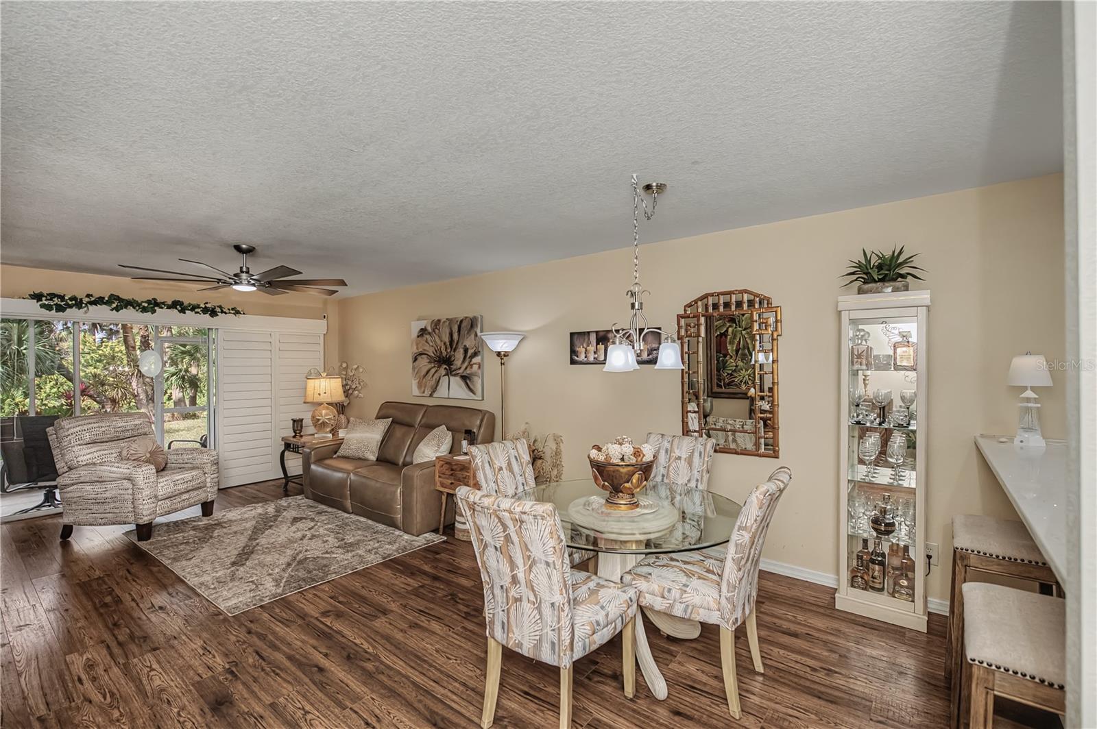 Image 12 of 83 For 19300 Water Oak Drive 102