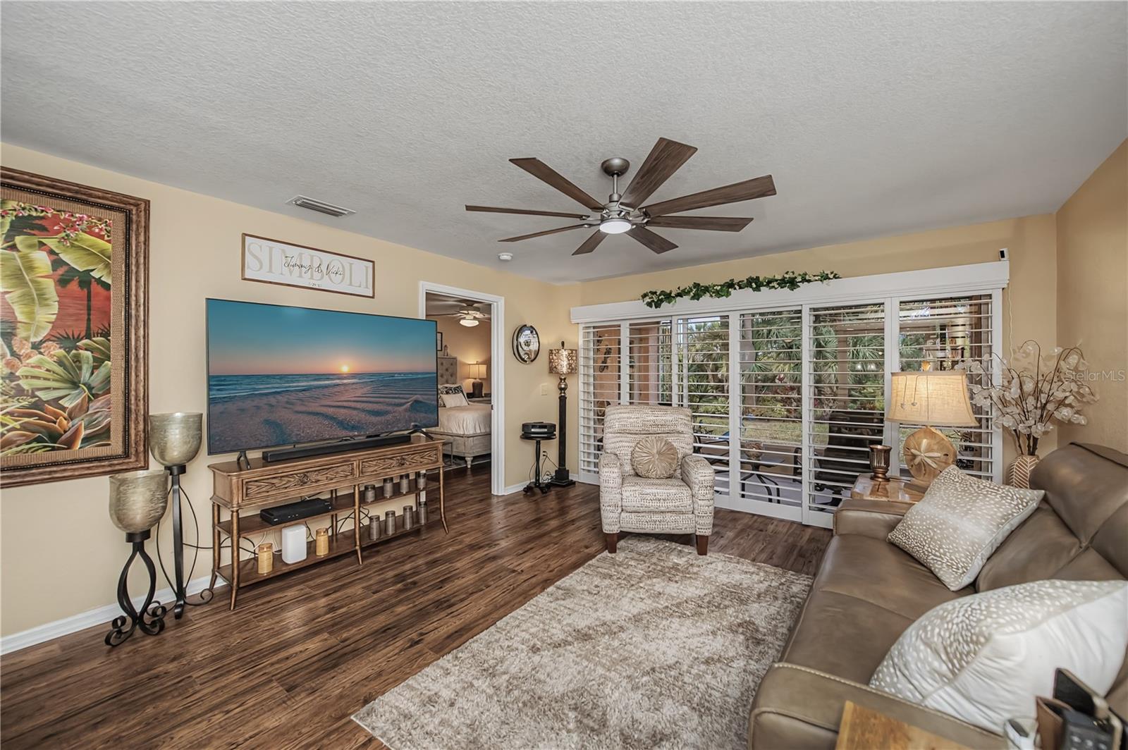 Image 14 of 83 For 19300 Water Oak Drive 102