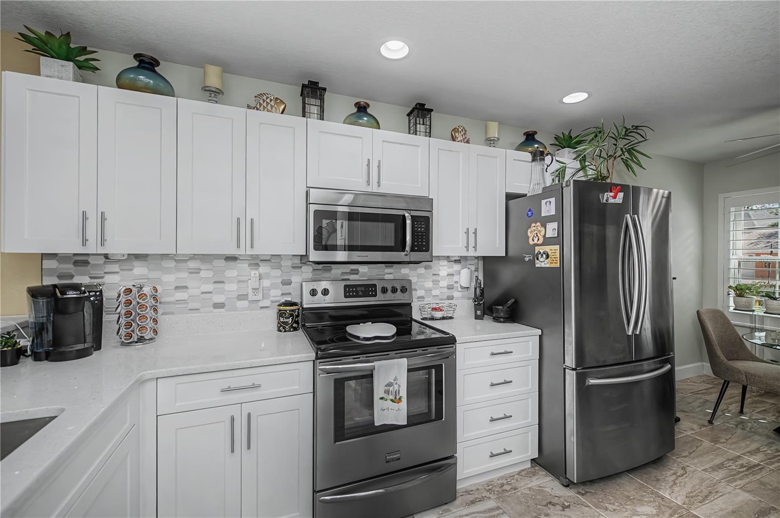 Image 27 of 83 For 19300 Water Oak Drive 102