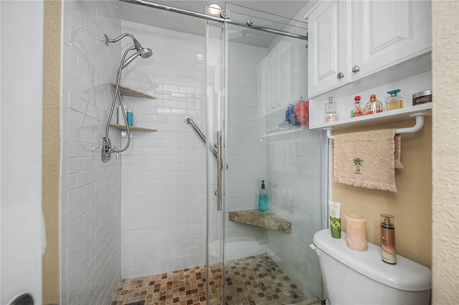 Image 37 of 83 For 19300 Water Oak Drive 102