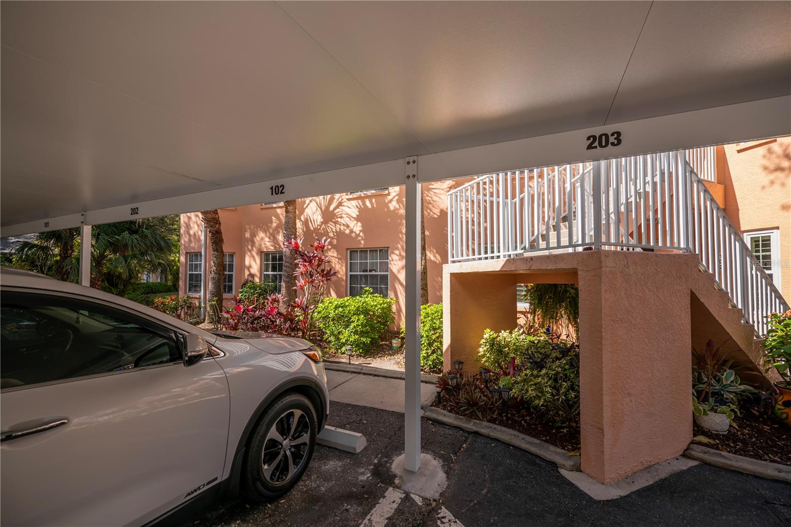 Image 7 of 83 For 19300 Water Oak Drive 102