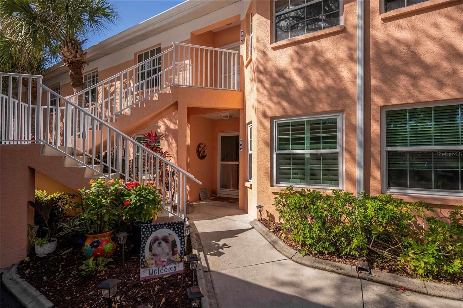 Image 8 of 83 For 19300 Water Oak Drive 102