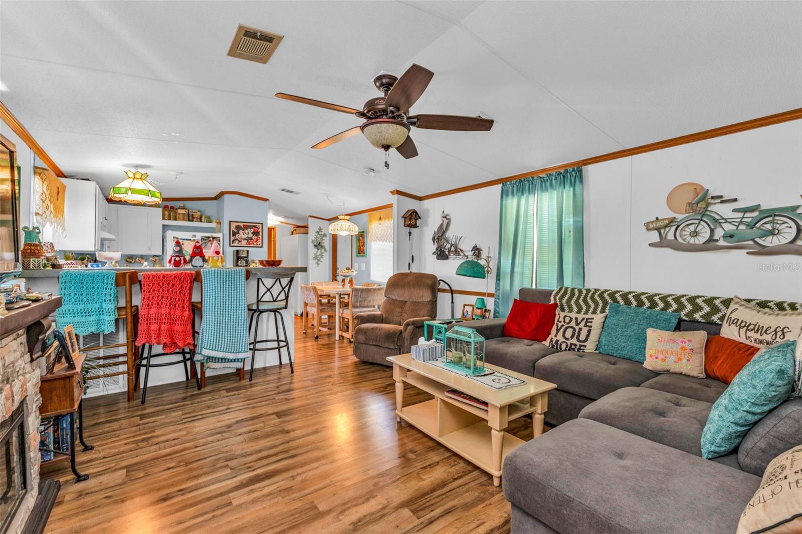 Image 12 of 30 For 1607 Woodlawn Avenue