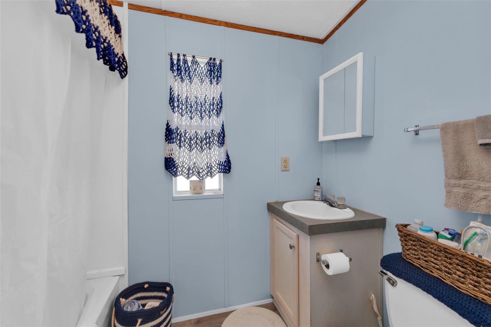 Image 14 of 30 For 1607 Woodlawn Avenue