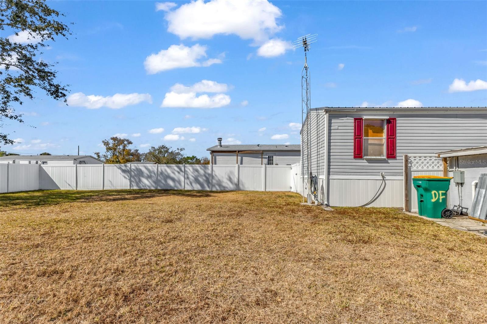 Image 9 of 30 For 1607 Woodlawn Avenue