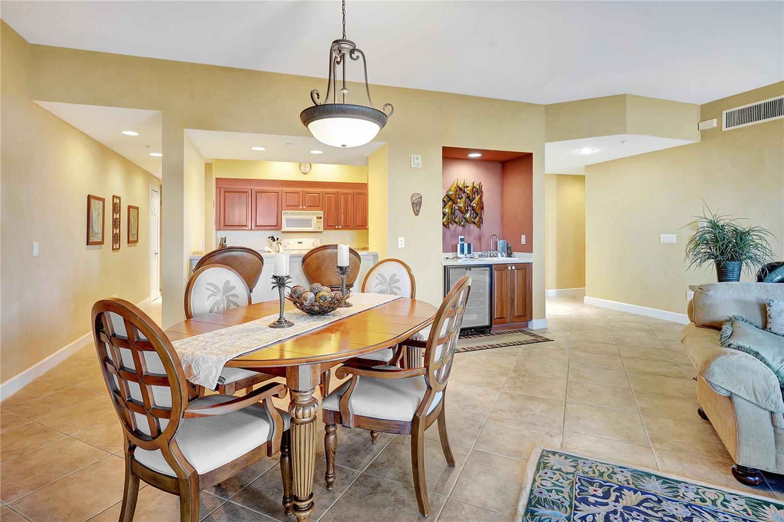 Image 4 of 37 For 3191 Matecumbe Key Road 704