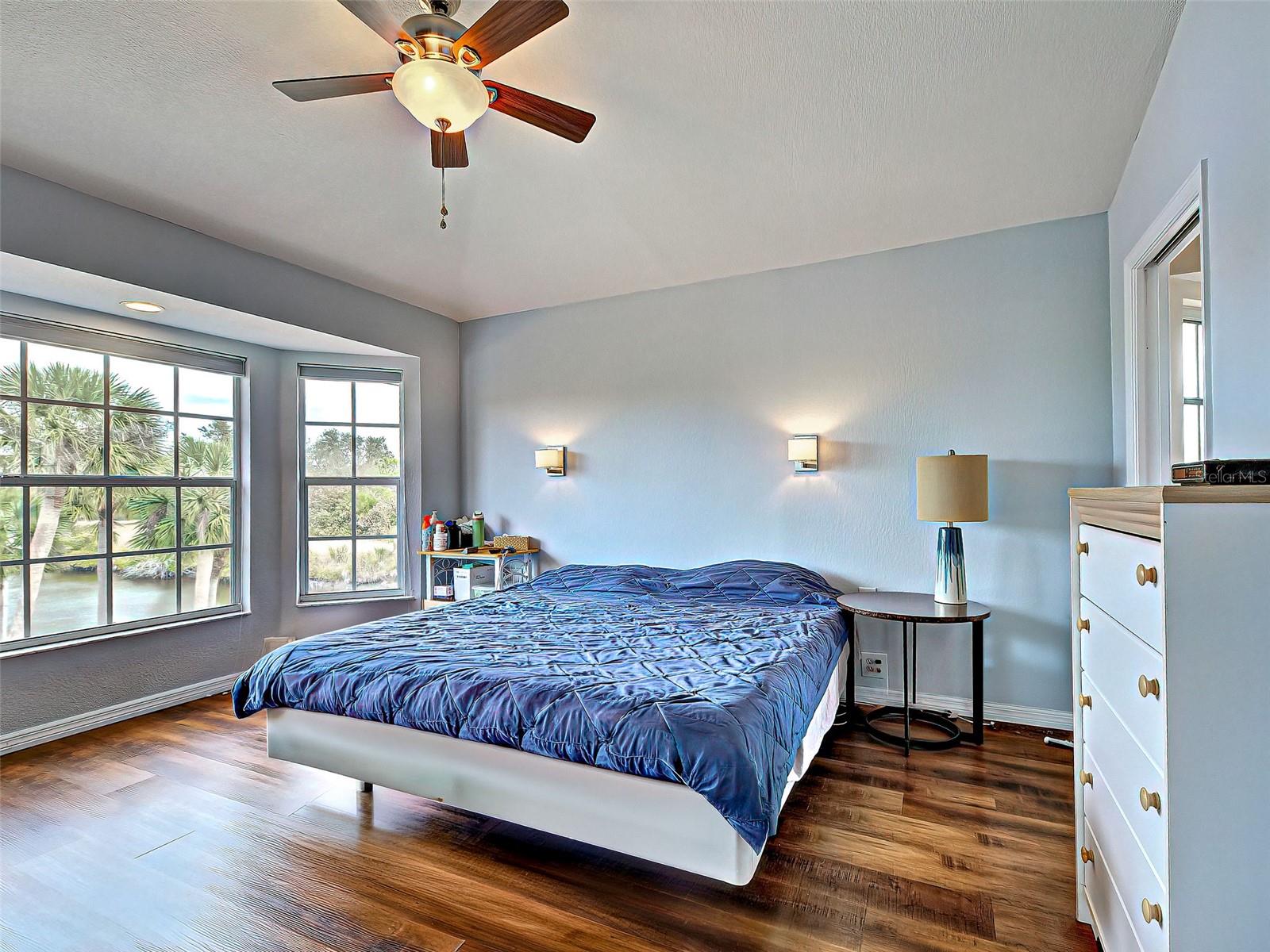 Image 32 of 83 For 13314 Prentice Avenue