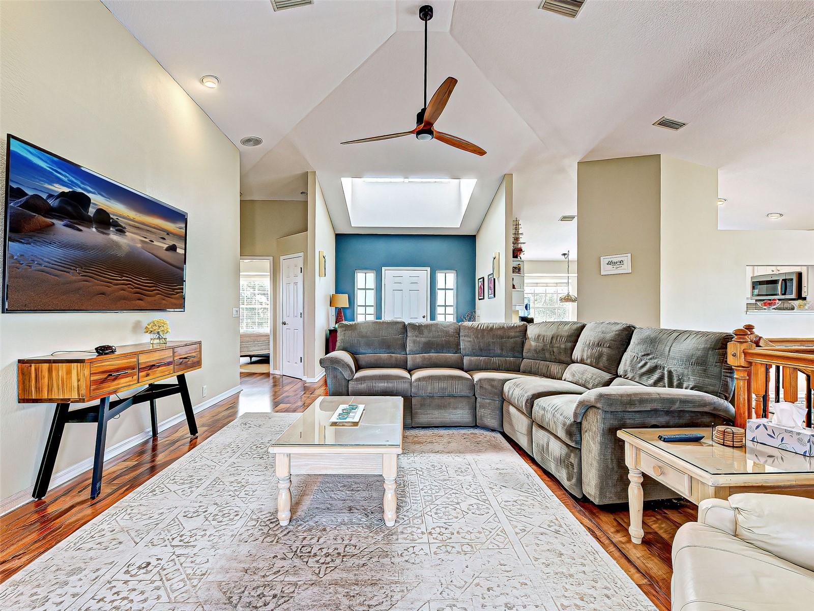 Image 48 of 83 For 13314 Prentice Avenue