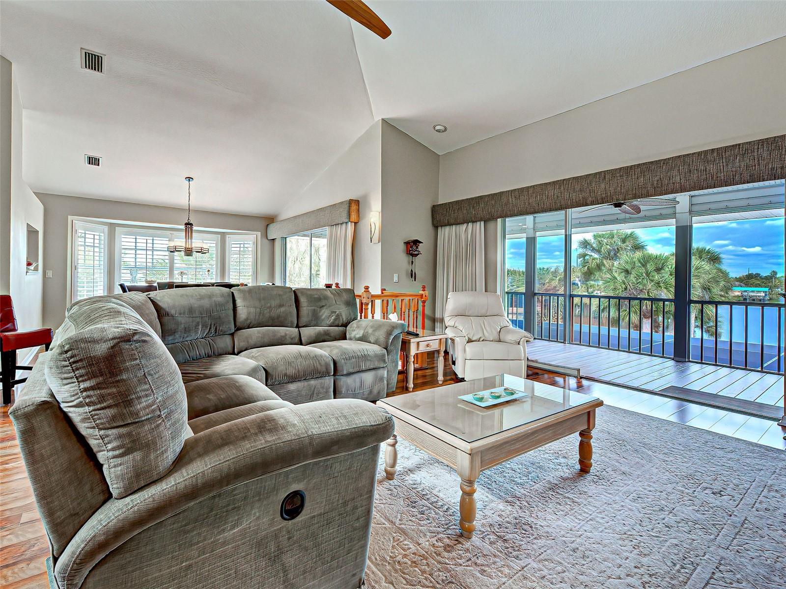 Image 50 of 83 For 13314 Prentice Avenue