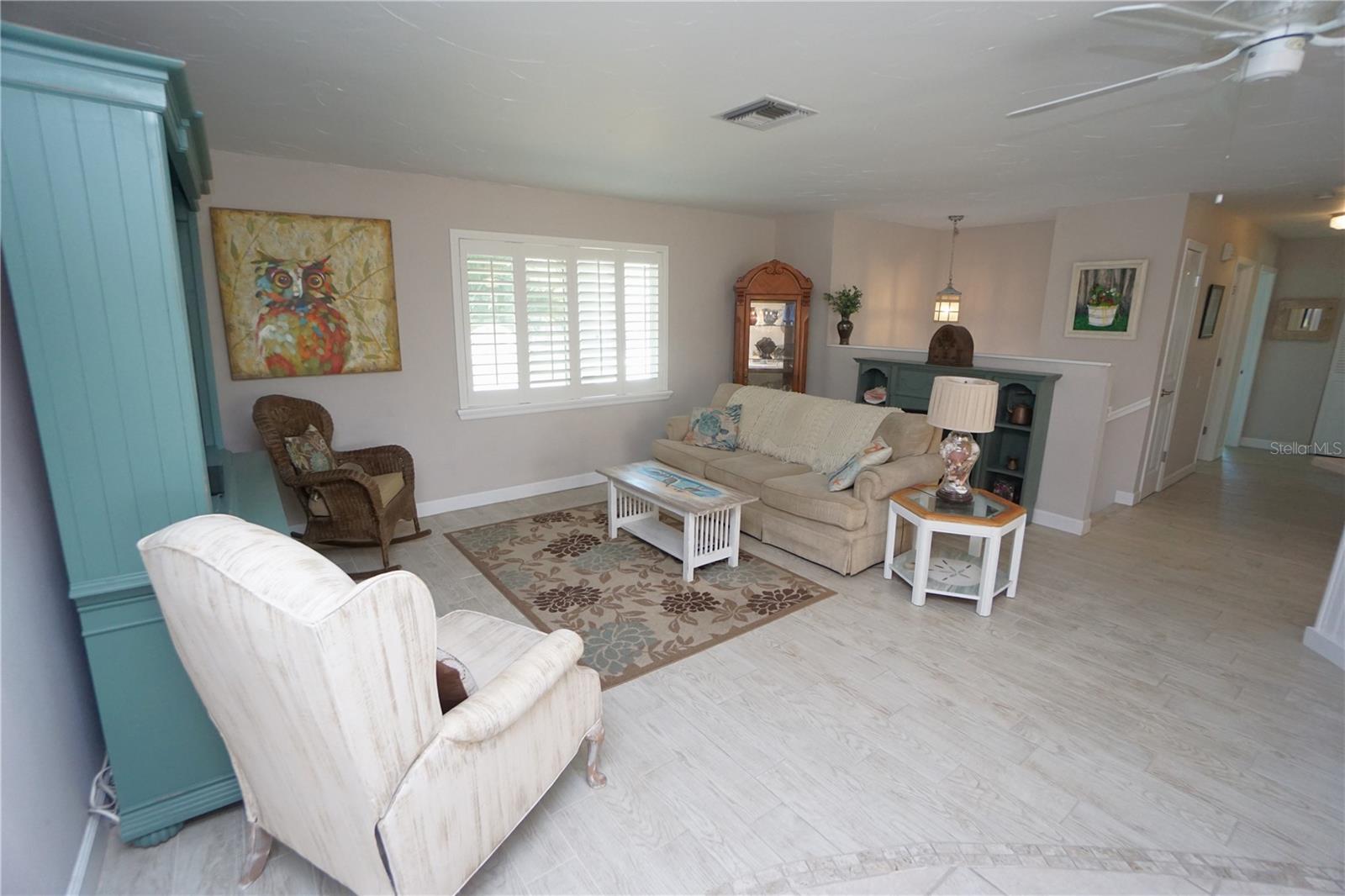 Image 10 of 49 For 621 Sturgeon Place