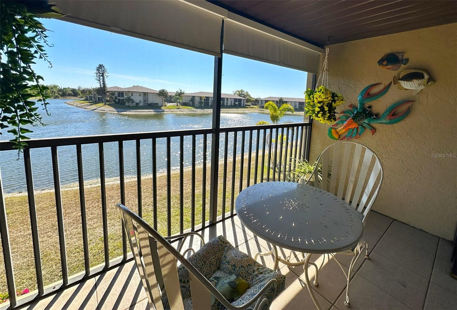 Image 13 of 31 For 4000 Oakview Drive L8