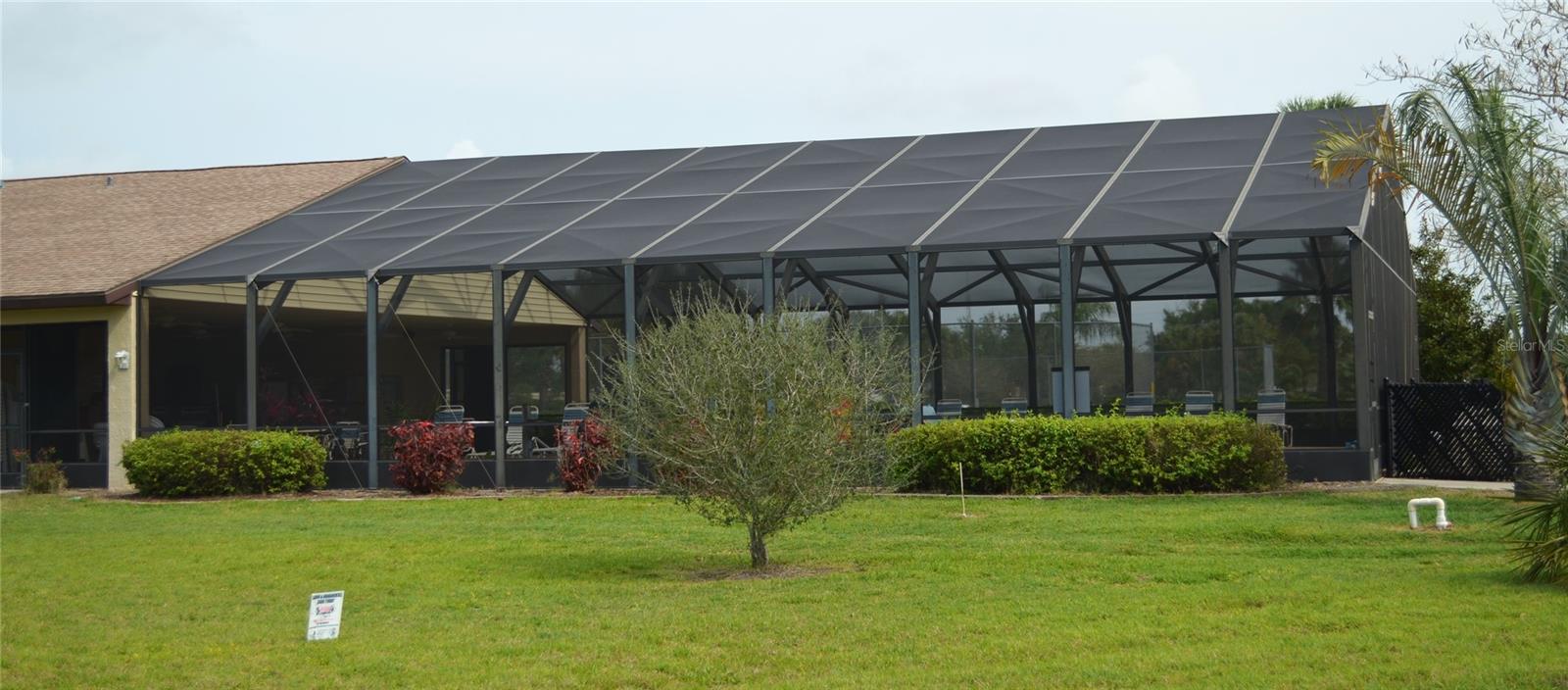 Image 31 of 31 For 4000 Oakview Drive L8