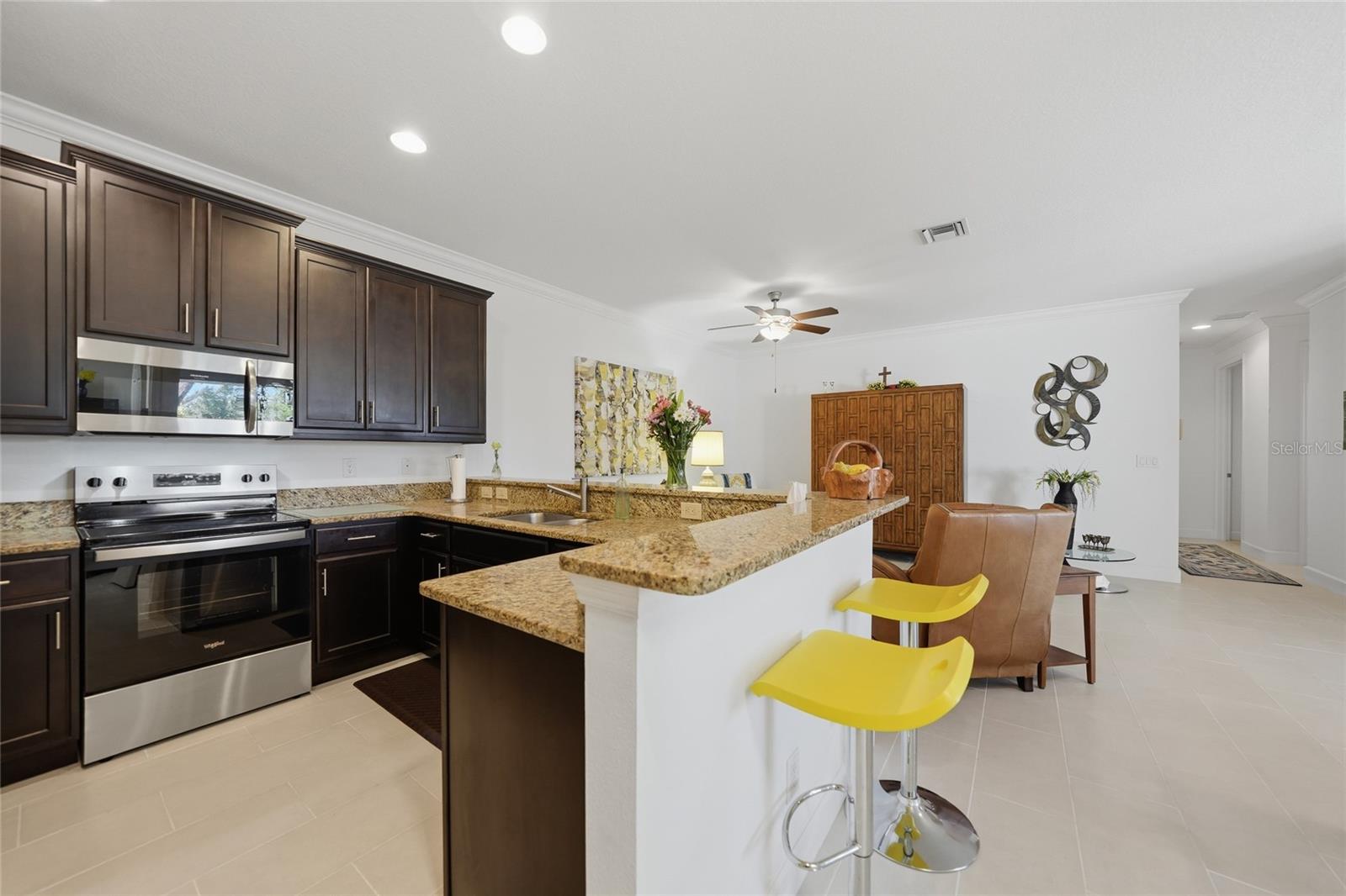 Image 11 of 31 For 28103 Pablo Picasso Drive