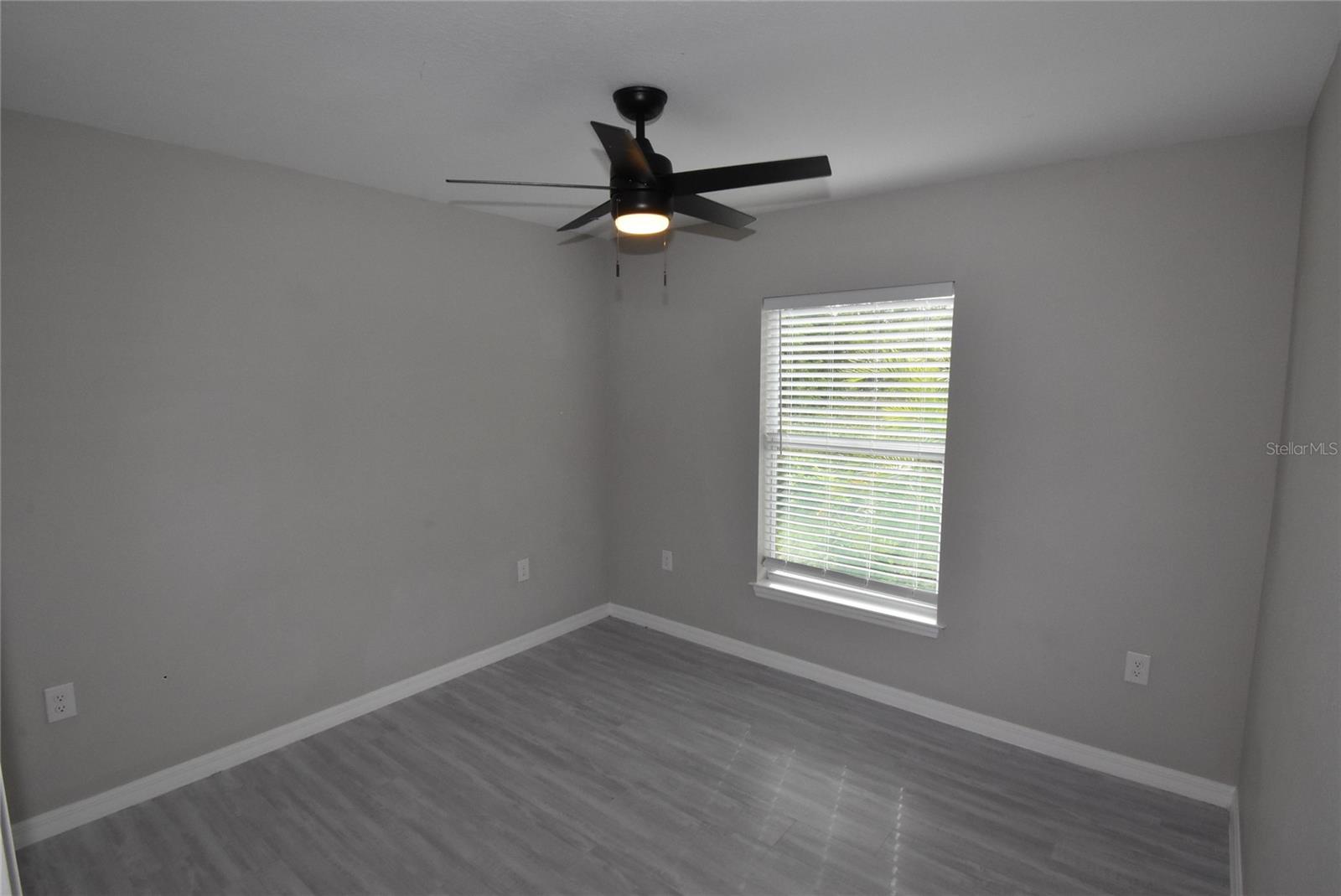 Image 18 of 22 For 212 Antis Drive