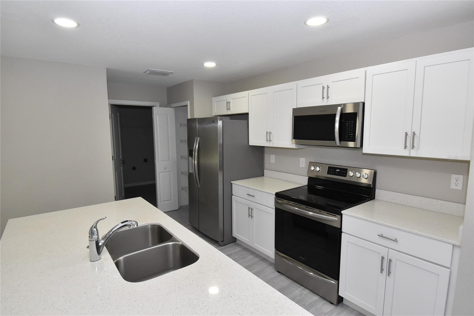 Image 2 of 22 For 212 Antis Drive