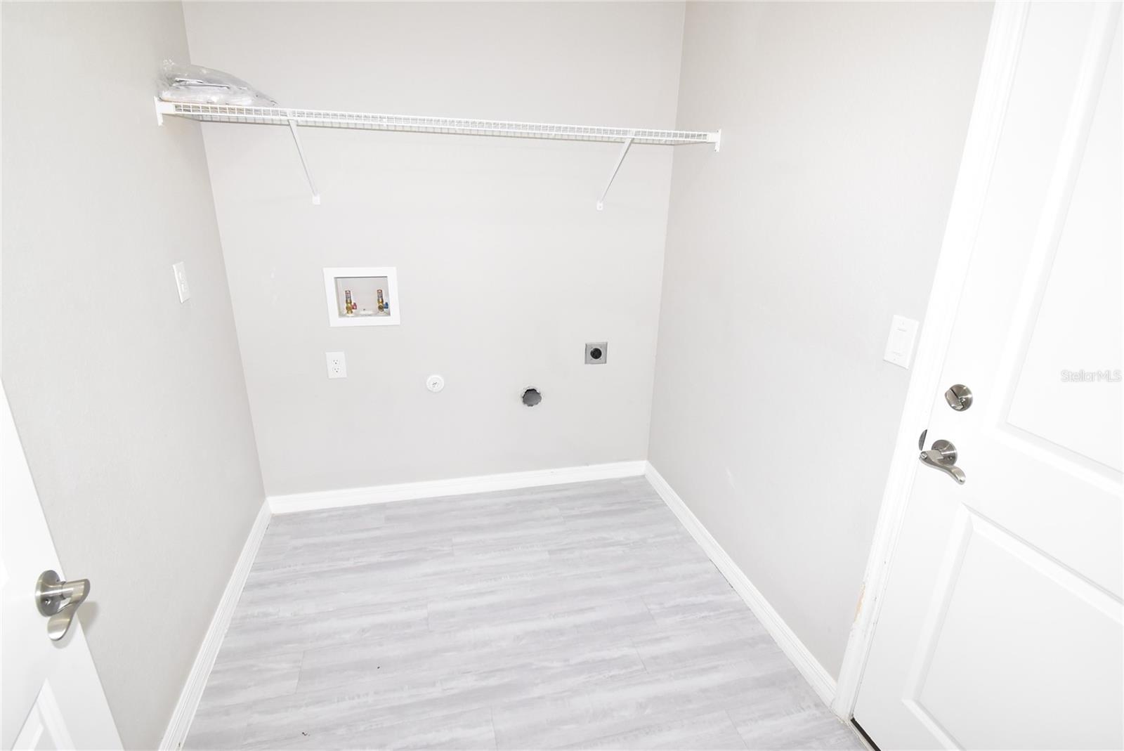 Image 21 of 22 For 212 Antis Drive