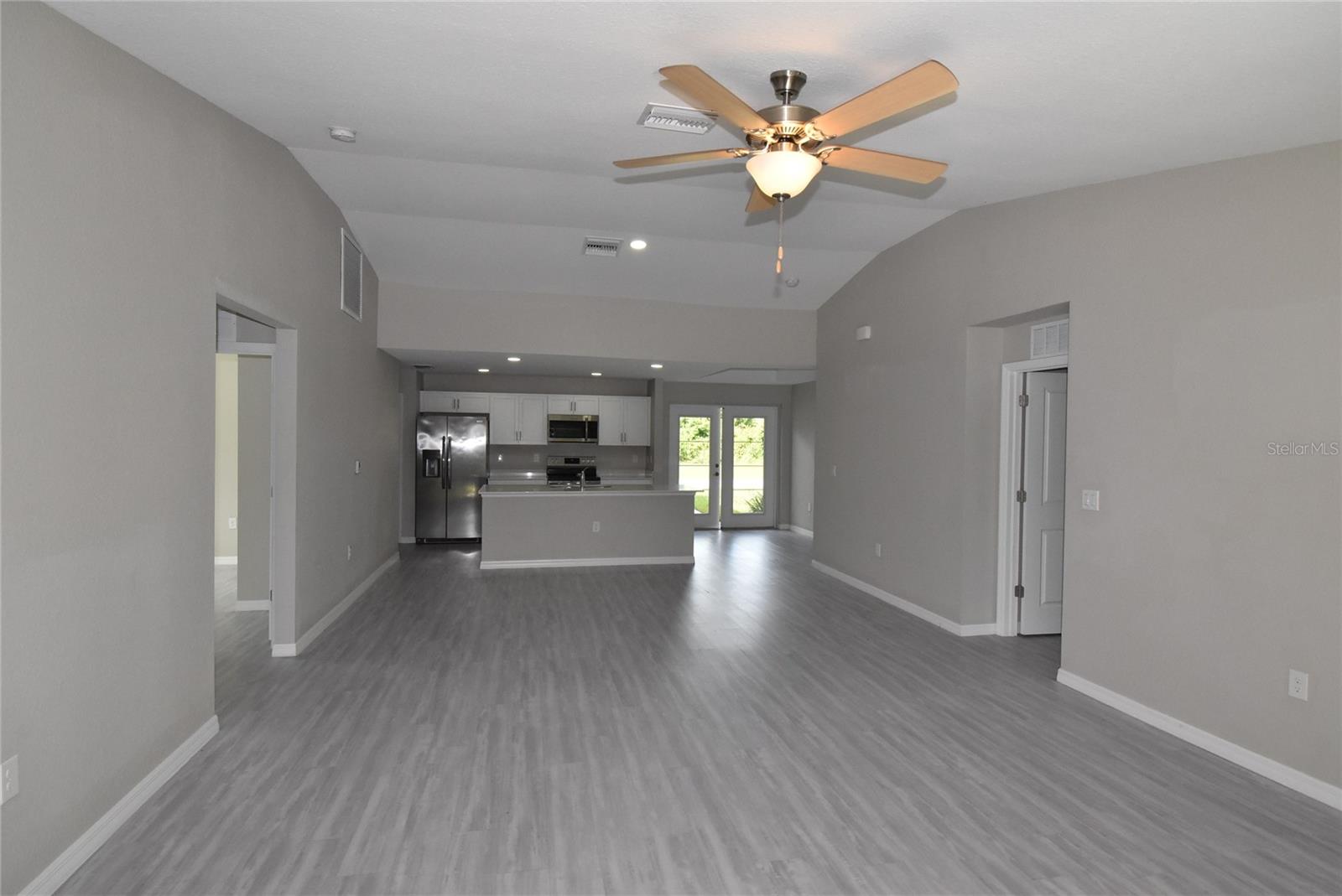 Image 4 of 22 For 212 Antis Drive