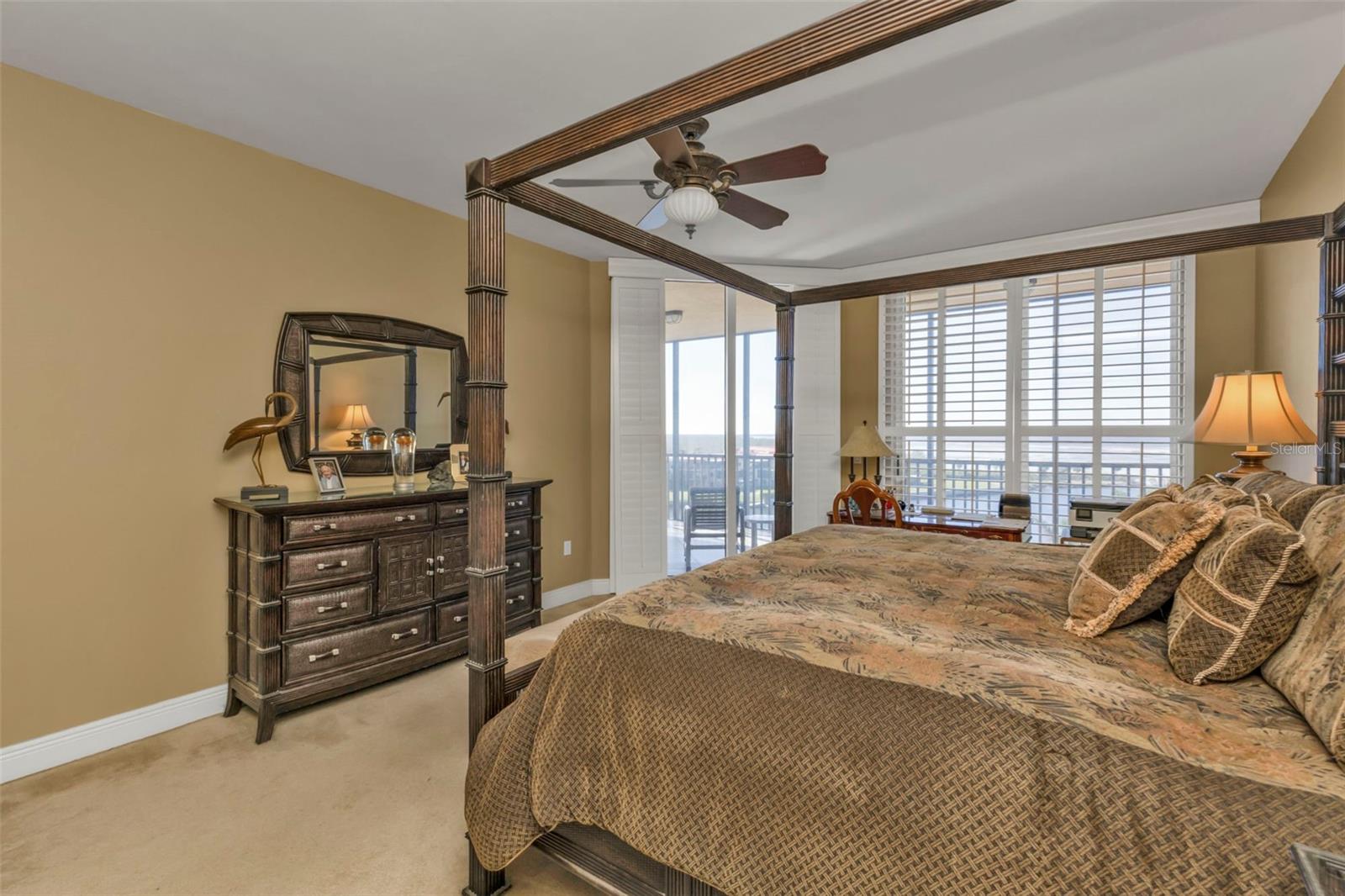 Image 38 of 63 For 3321 Sunset Key Circle 501