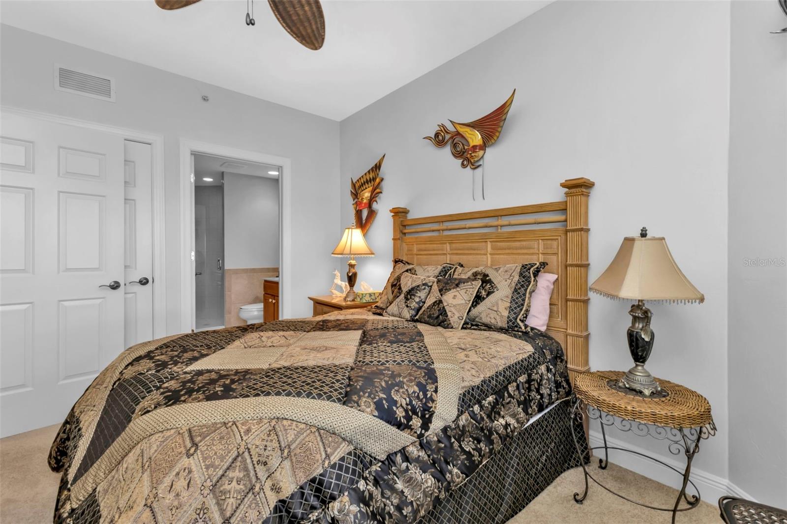 Image 49 of 63 For 3321 Sunset Key Circle 501