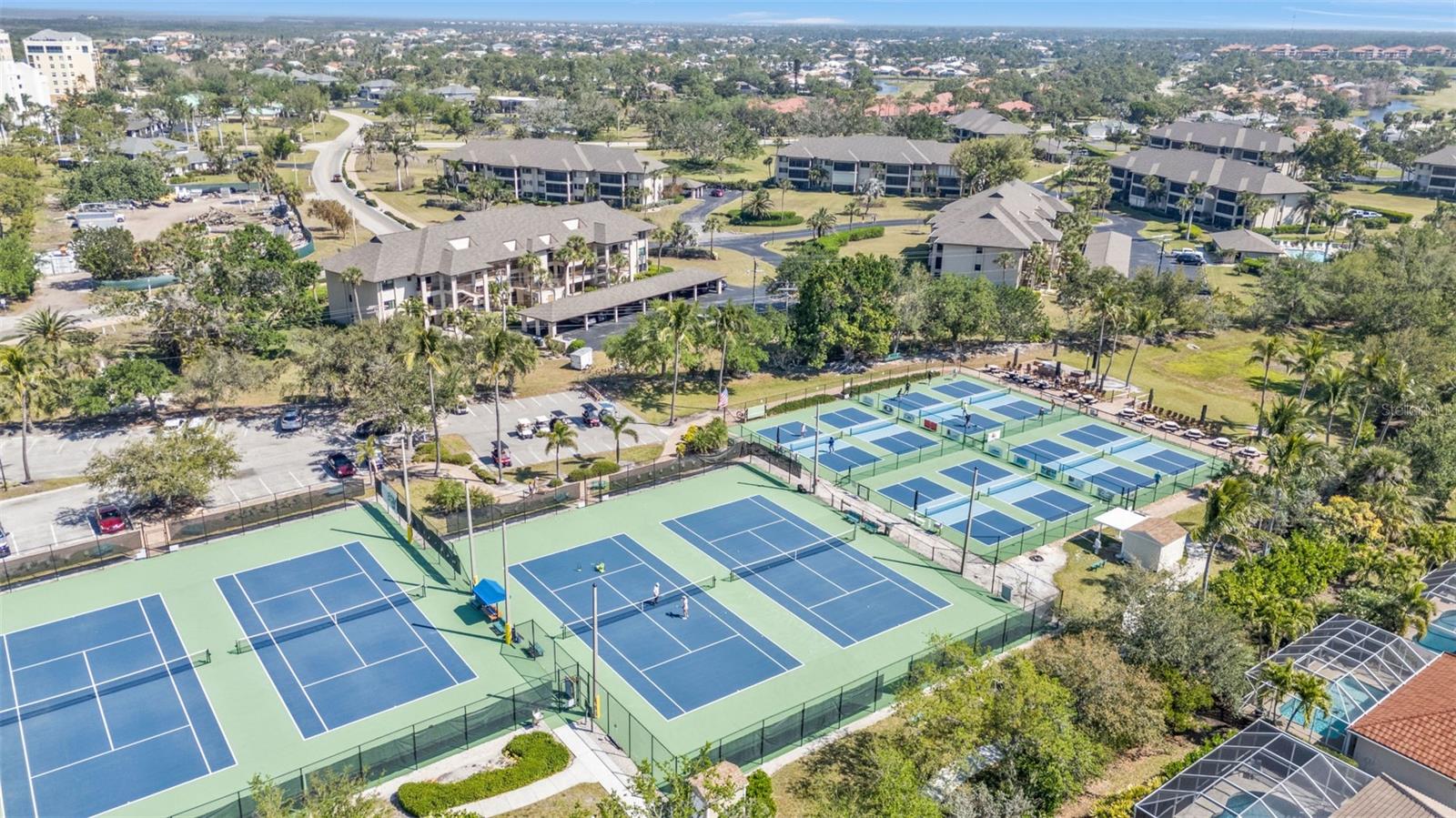 Image 61 of 63 For 3321 Sunset Key Circle 501