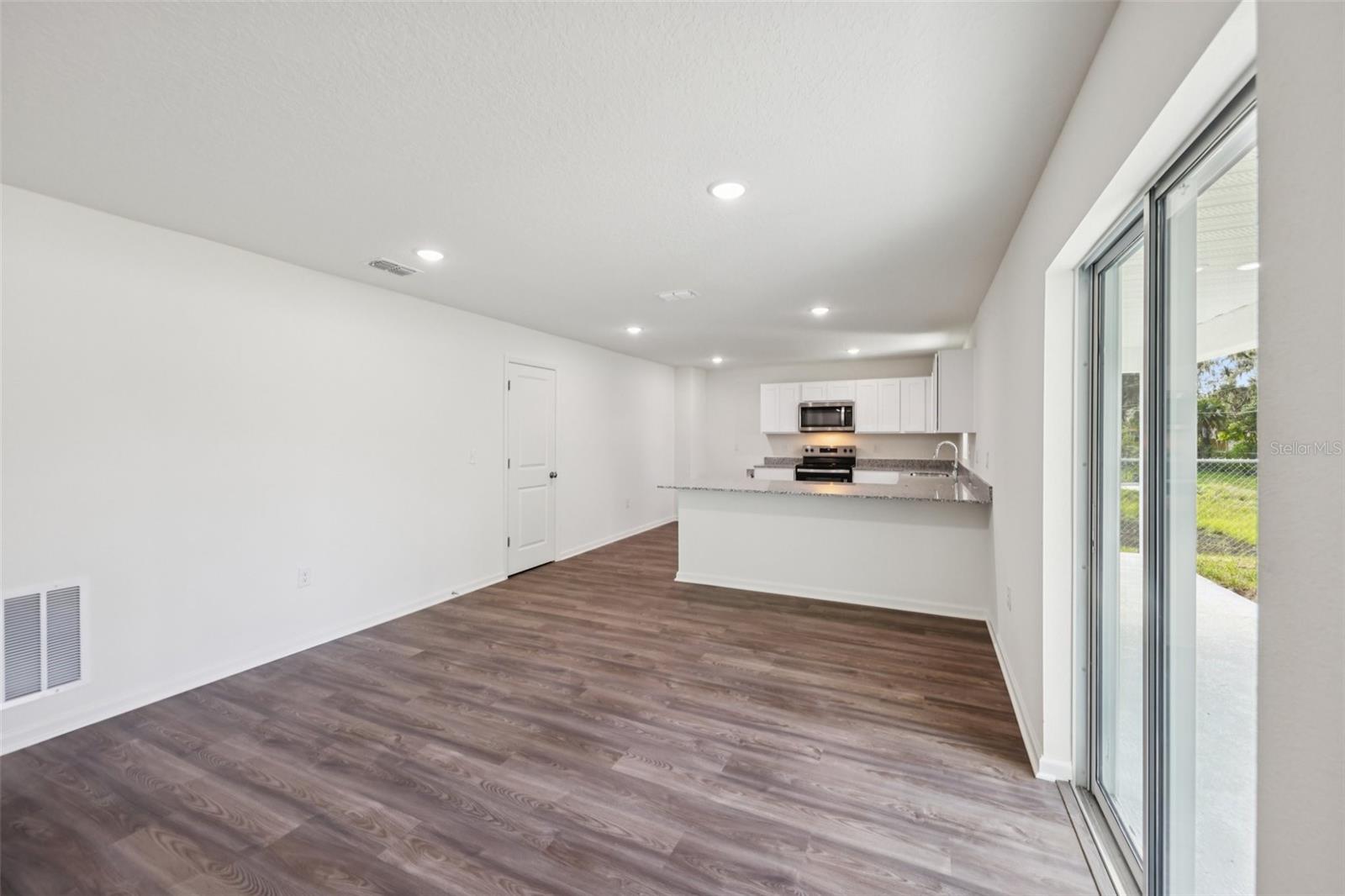 Image 6 of 30 For 2211 23rd Road