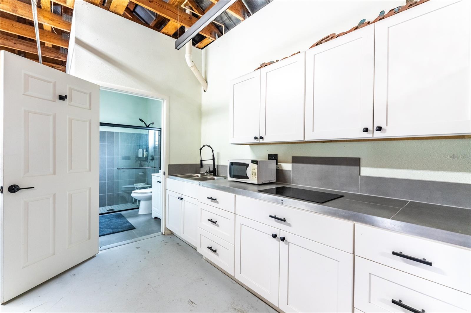 Image 11 of 53 For 17201 Prairie Creek Boulevard