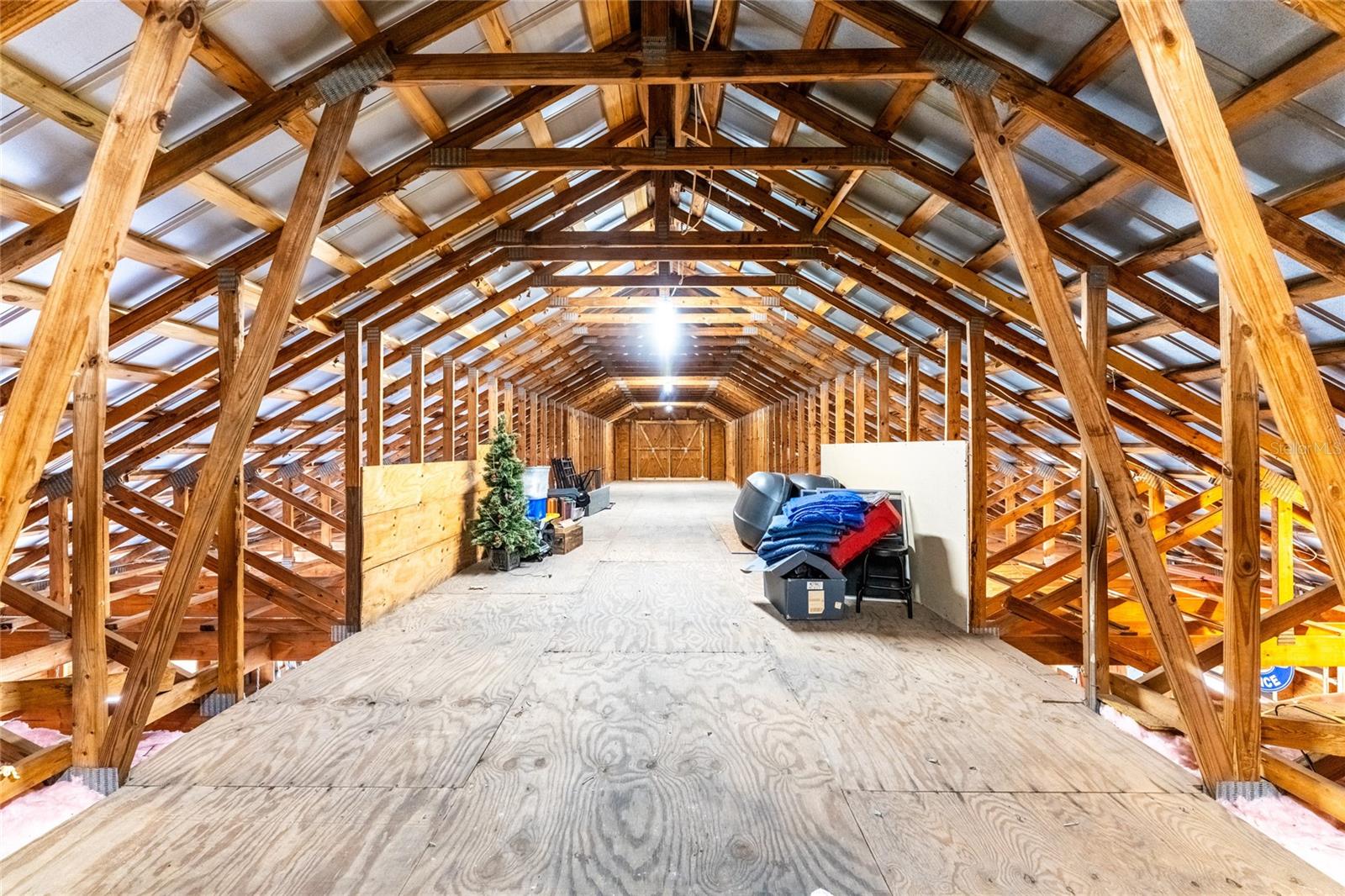 Image 19 of 53 For 17201 Prairie Creek Boulevard