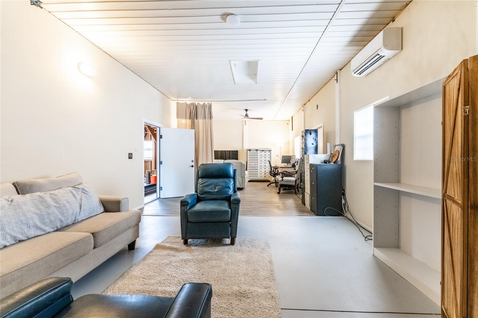 Image 22 of 53 For 17201 Prairie Creek Boulevard