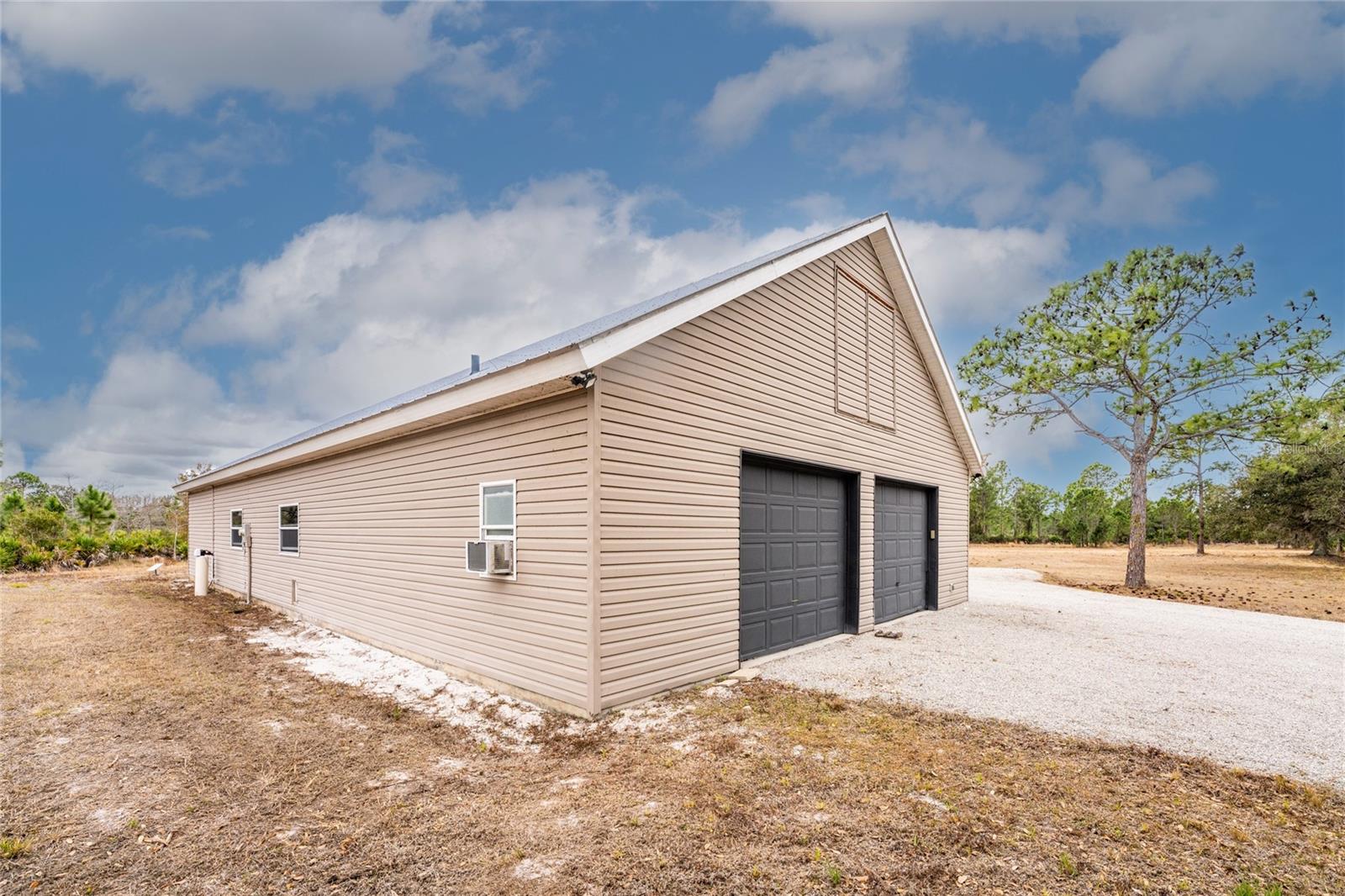 Image 27 of 53 For 17201 Prairie Creek Boulevard