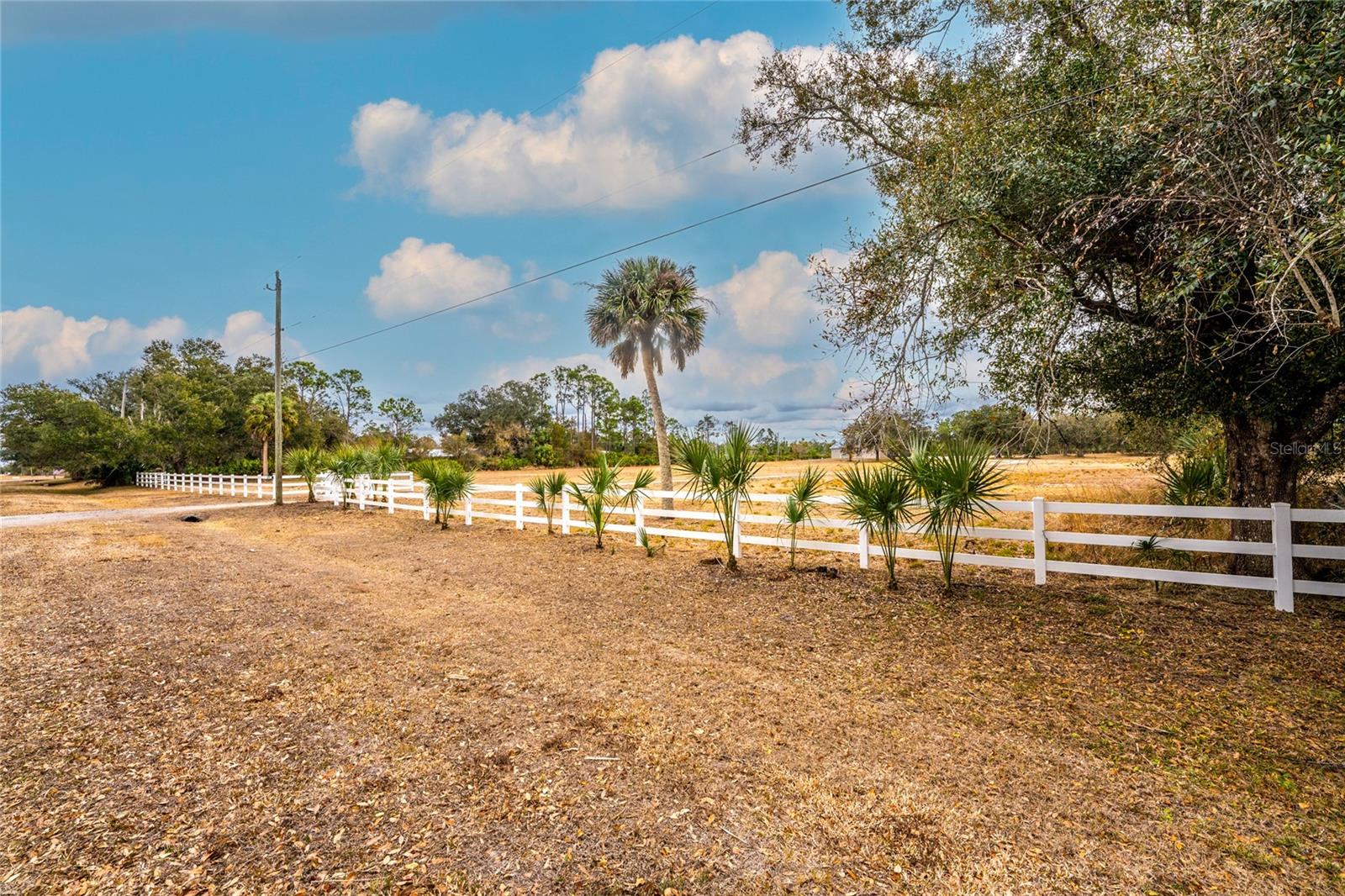 Image 33 of 53 For 17201 Prairie Creek Boulevard