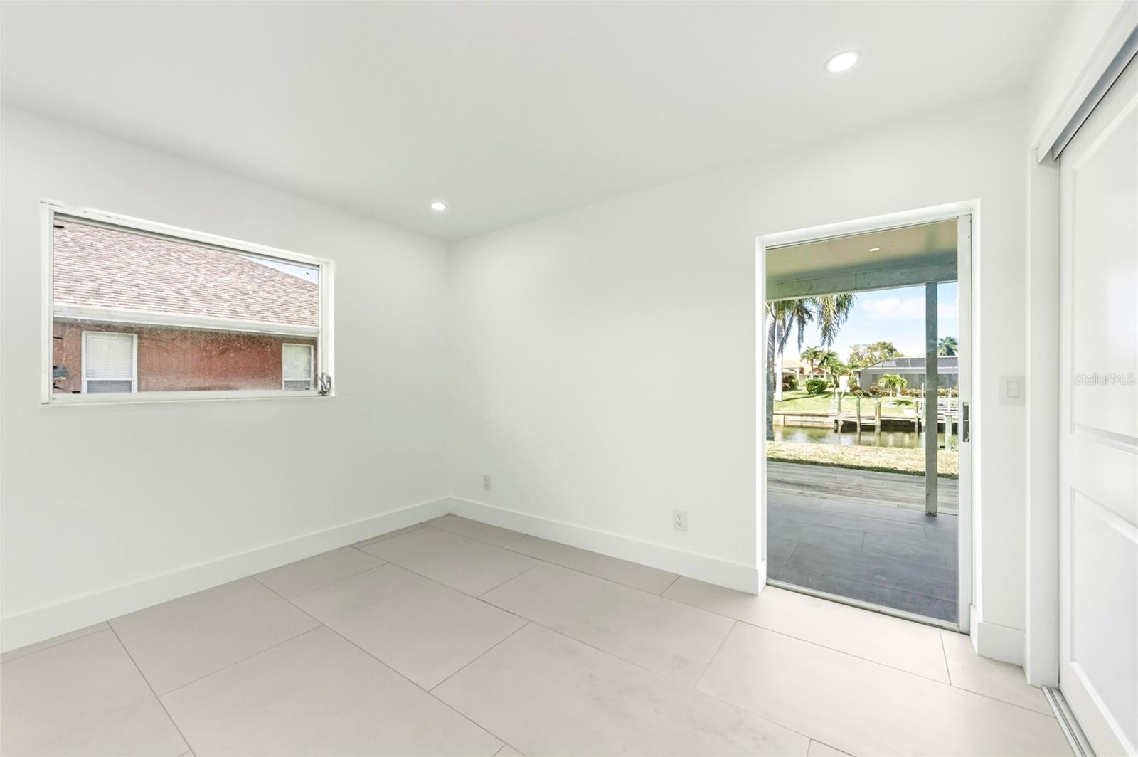 Image 20 of 36 For 2031 25th Lane