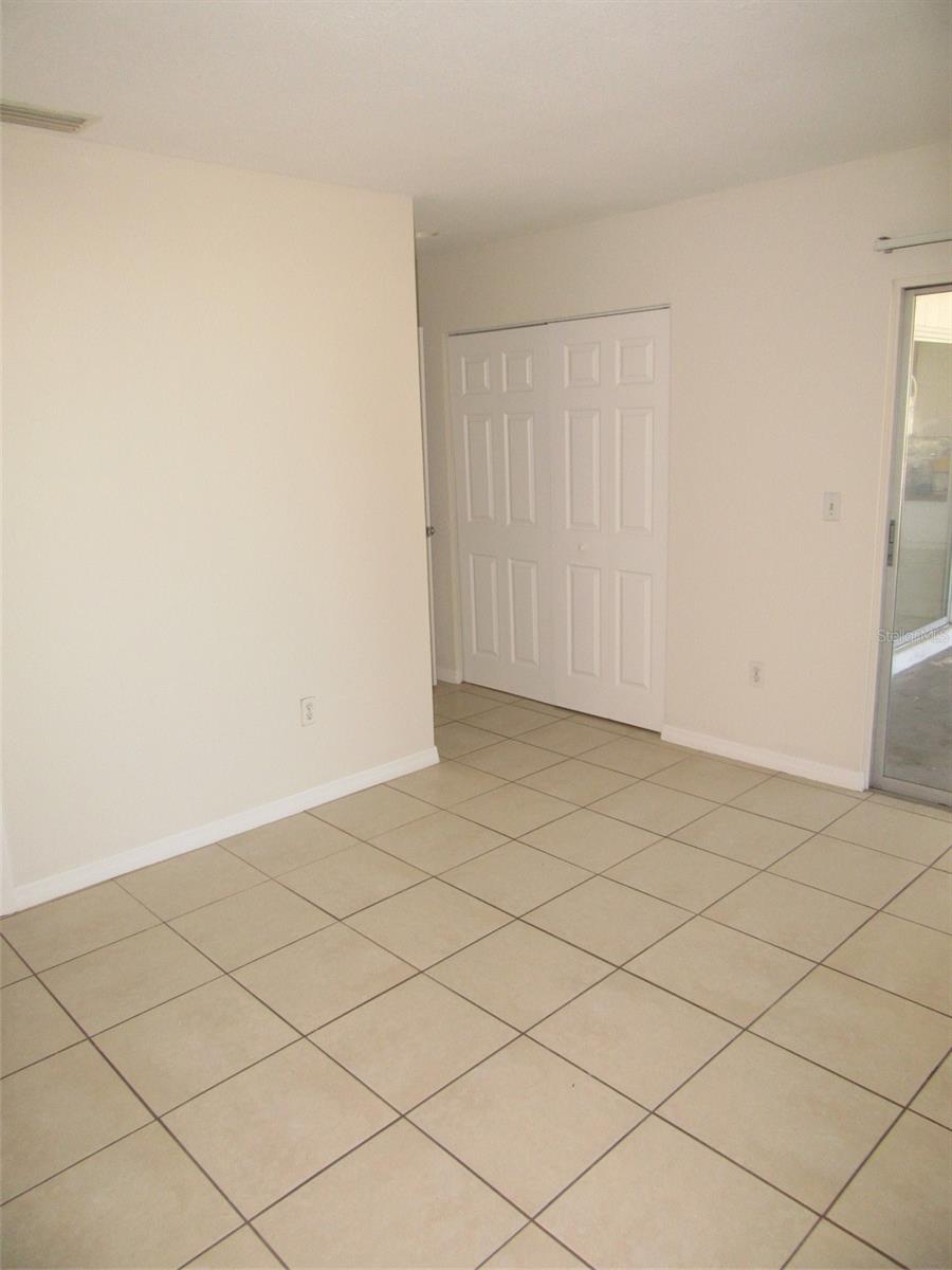 Image 9 of 15 For 440 Spring Lake Boulevard Nw