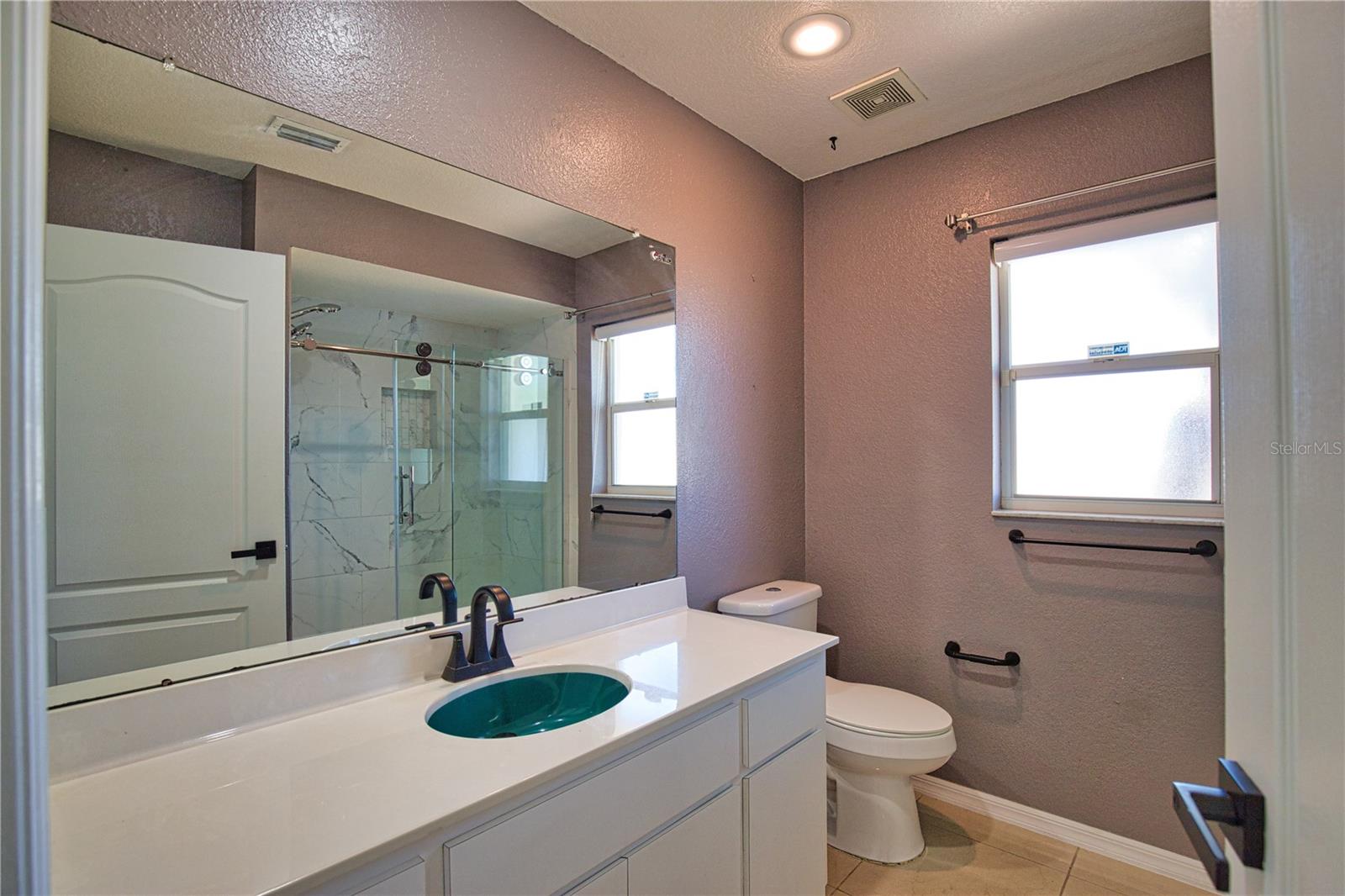 Listing photo id 42 for 3985 Massini Avenue