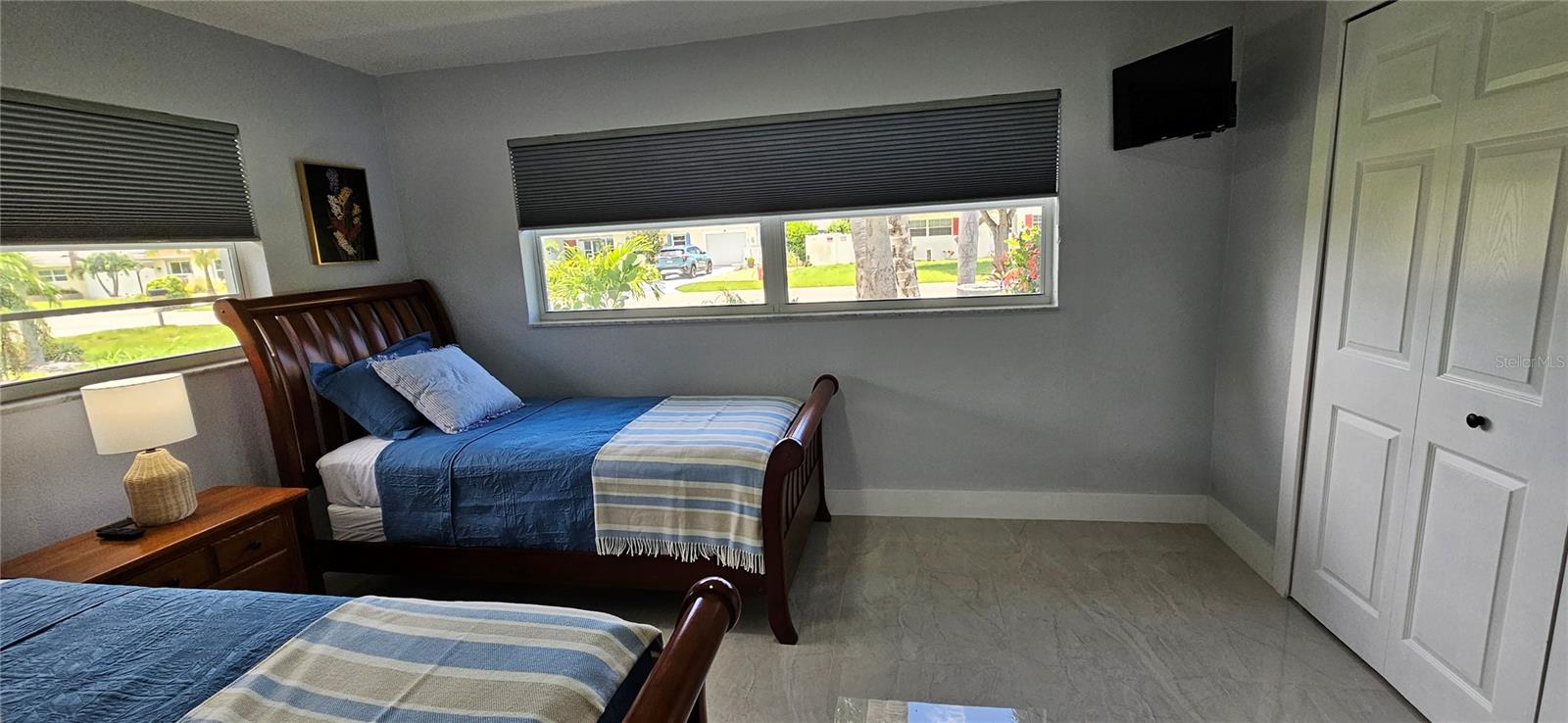 Image 14 of 38 For 251 46th Street