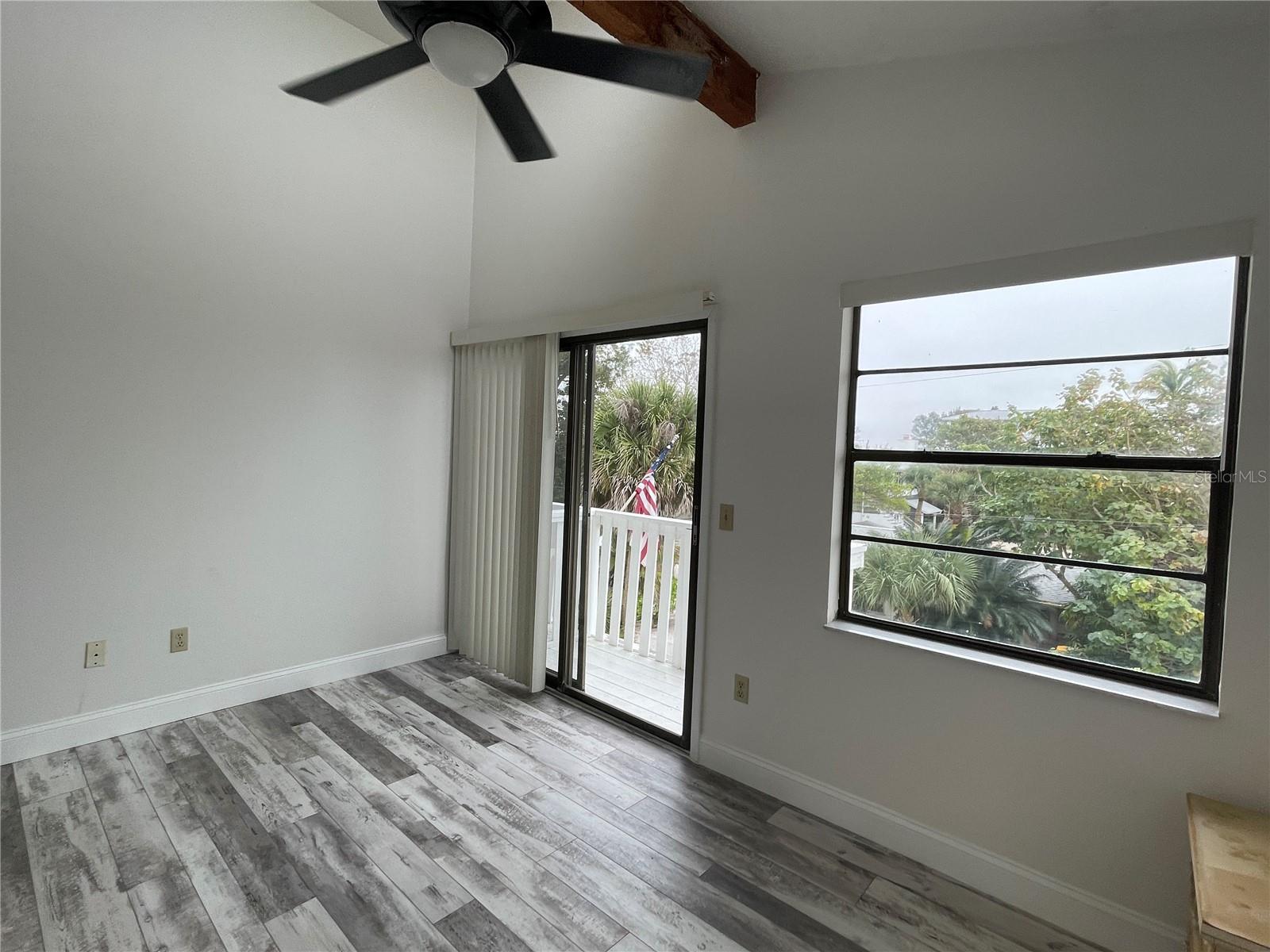 Image 22 of 42 For 60 Beachcomber Lane B